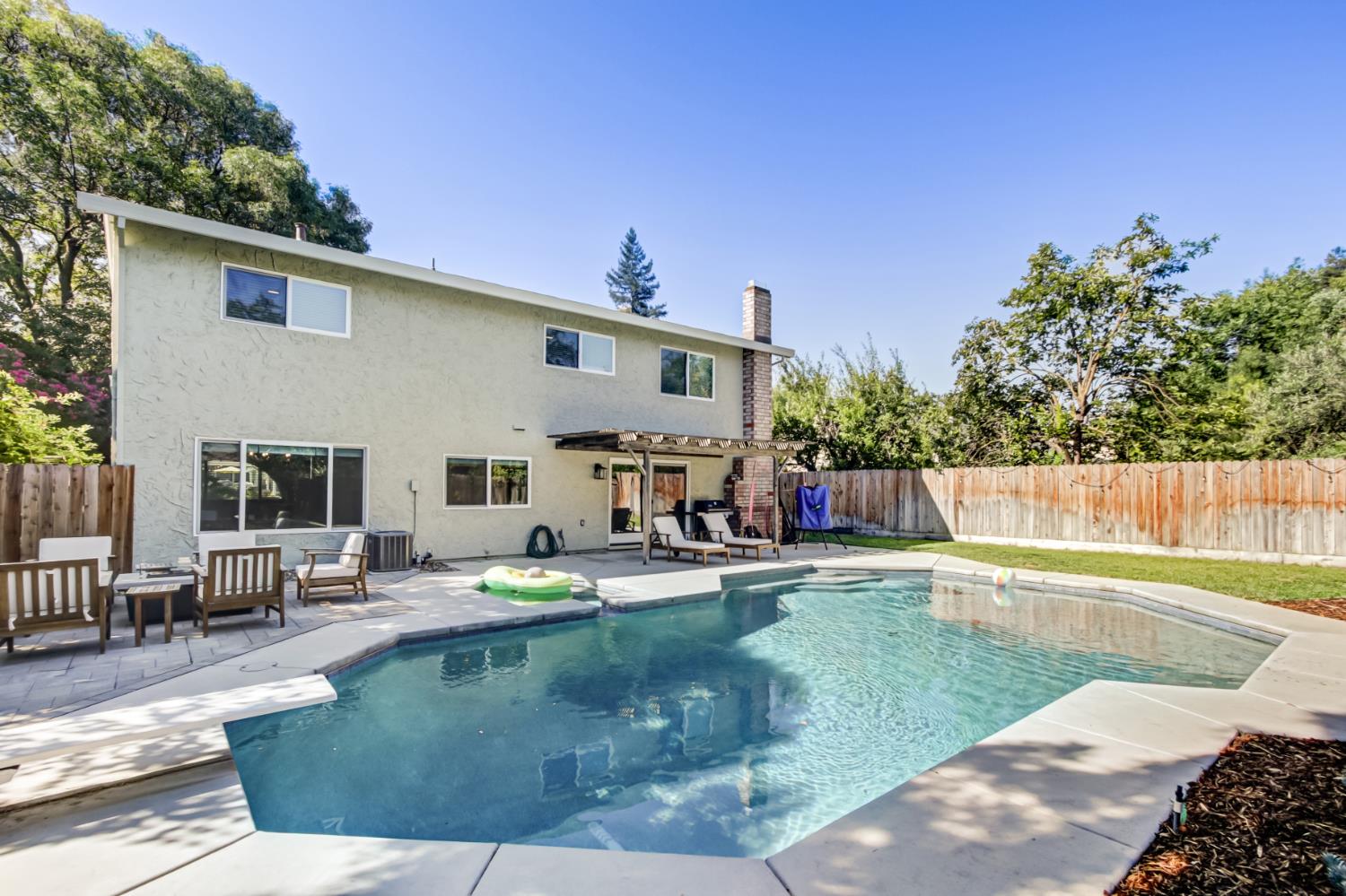 409 Encina Avenue