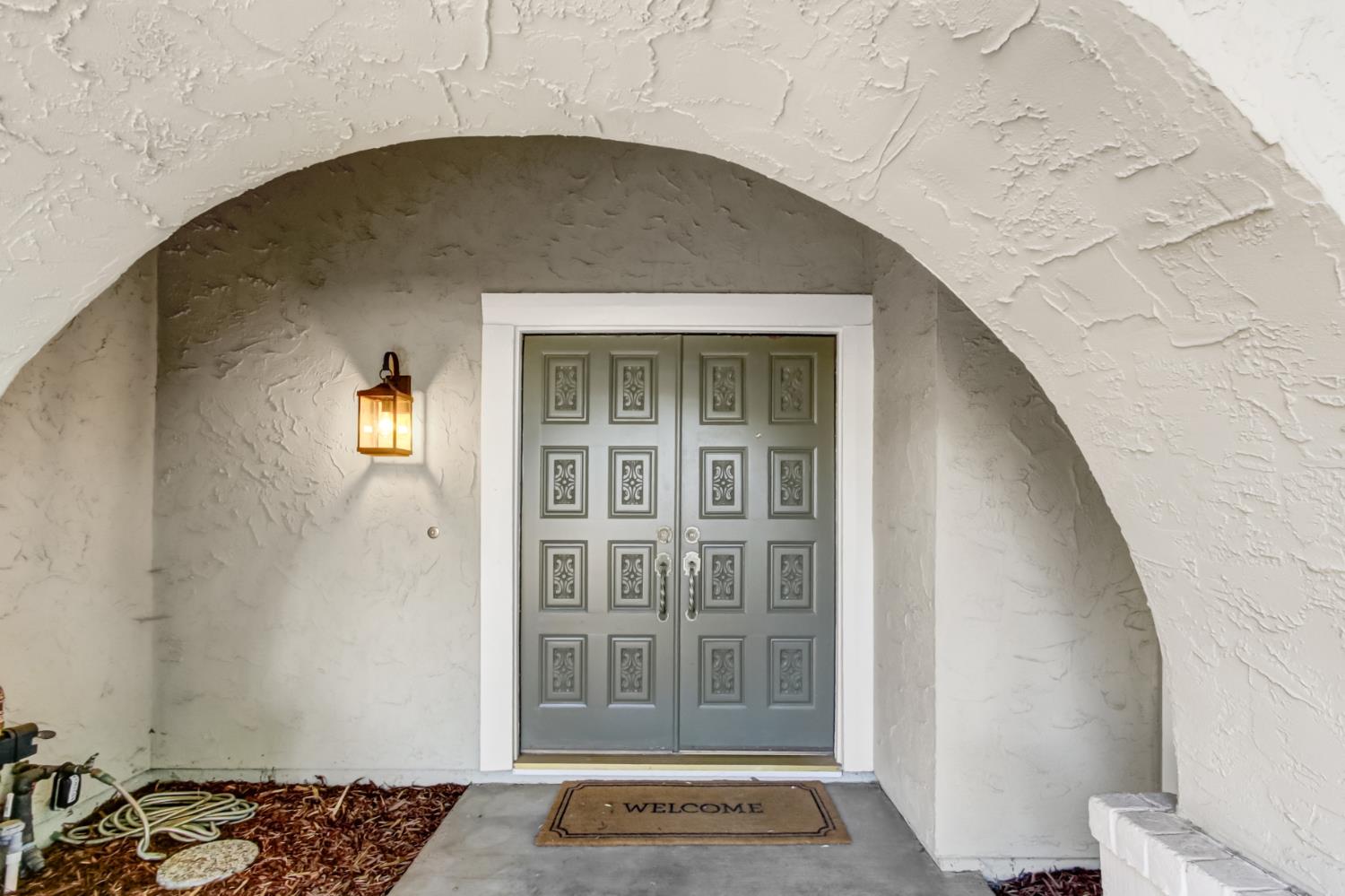 409 Encina Avenue