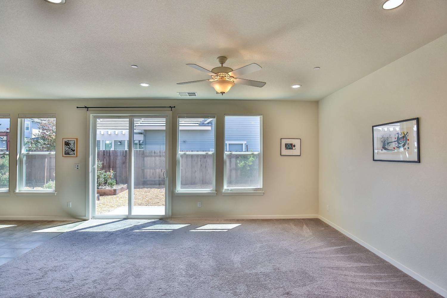 274 Florencia Place