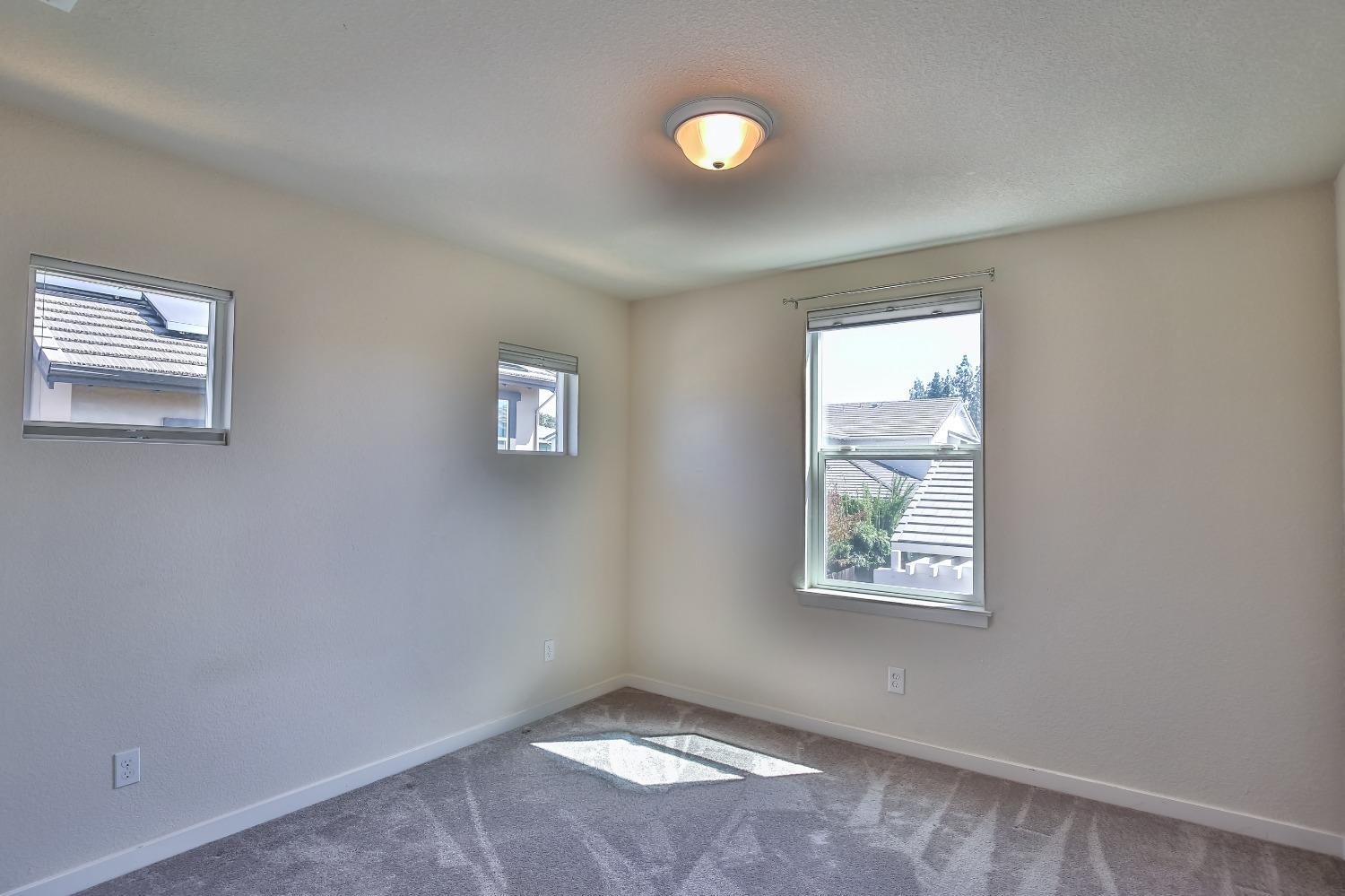 274 Florencia Place