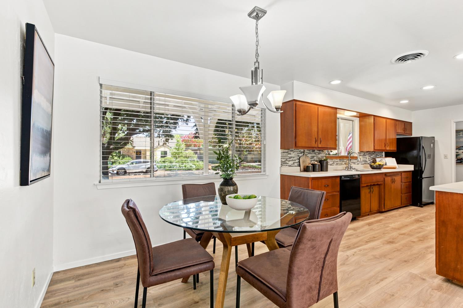 1307 W 8th Street