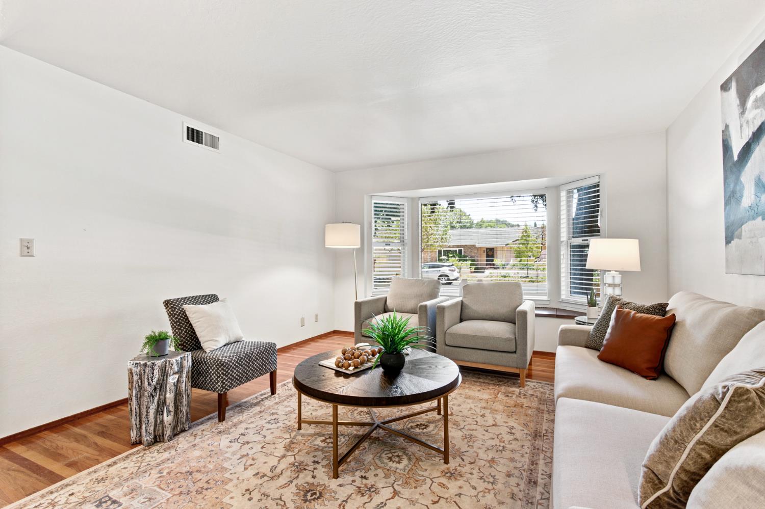 1307 W 8th Street