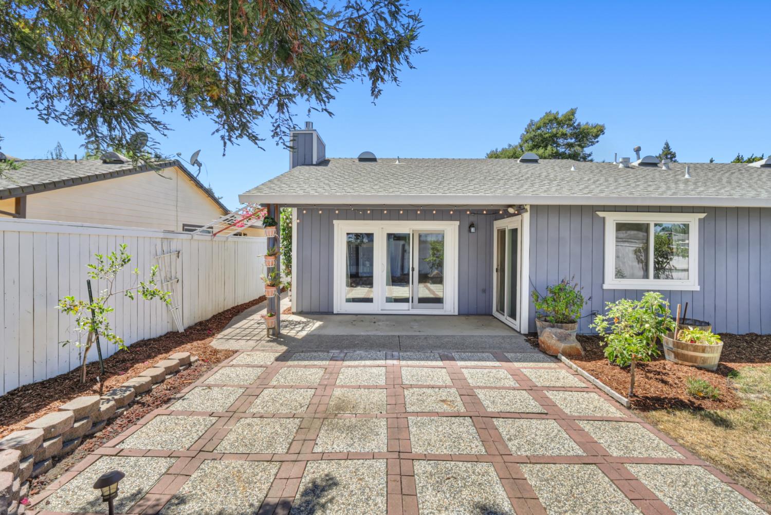 917 Stetson Street