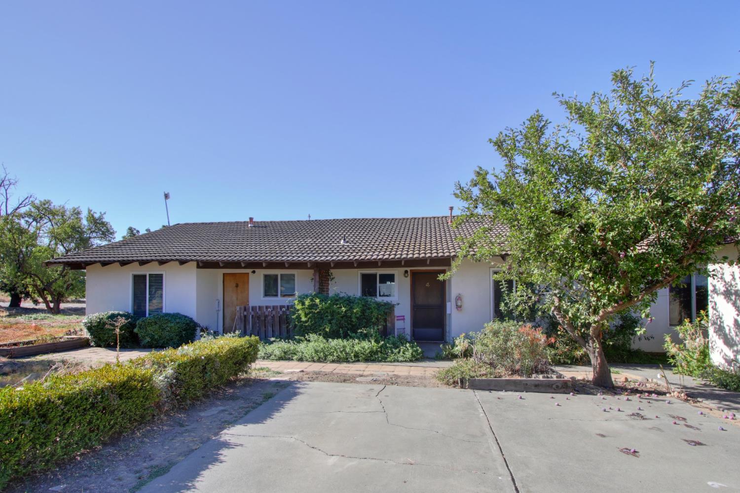 2310 Evenstar Lane