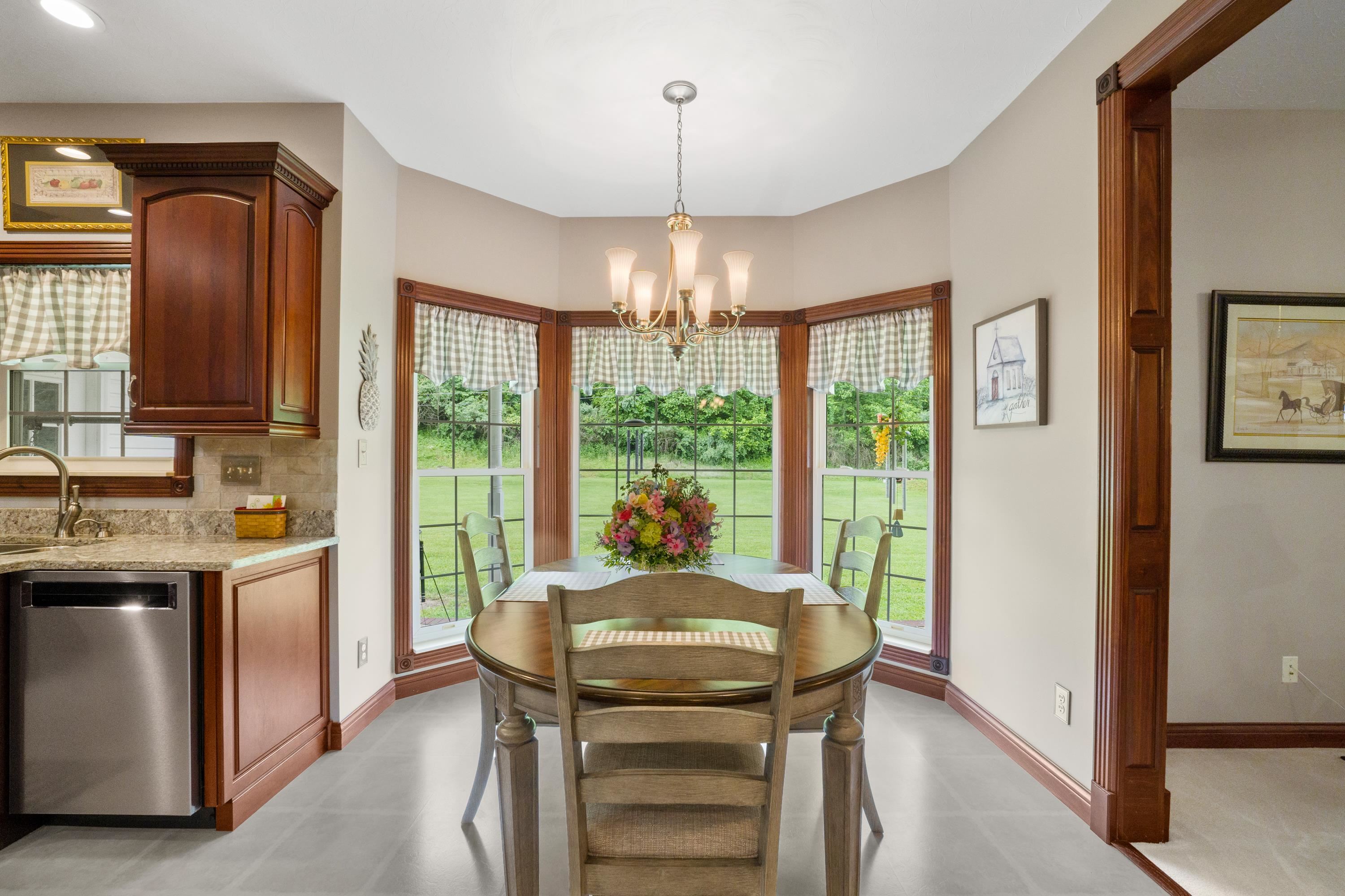 3222 Carriage Hill Court