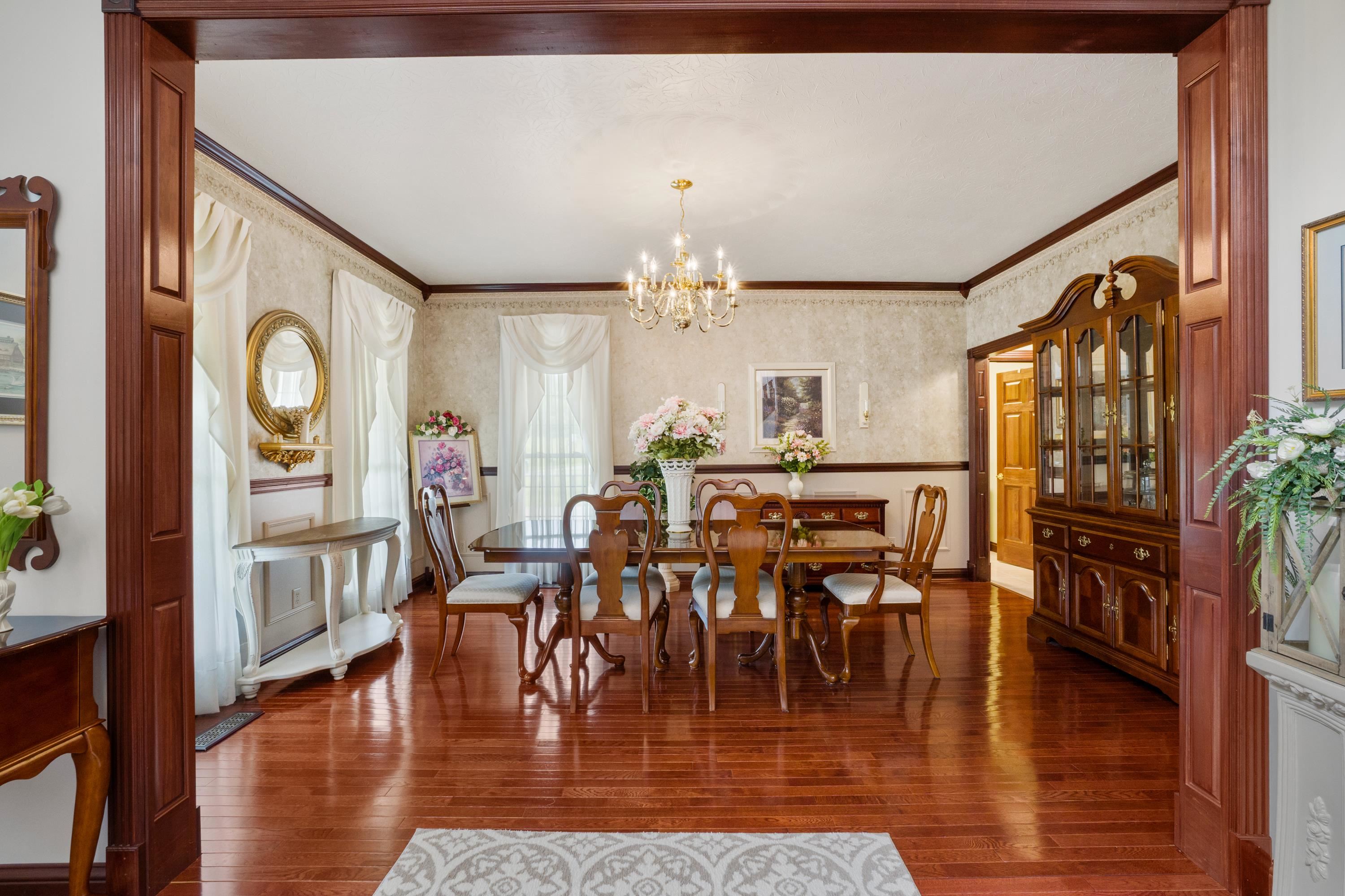 3222 Carriage Hill Court