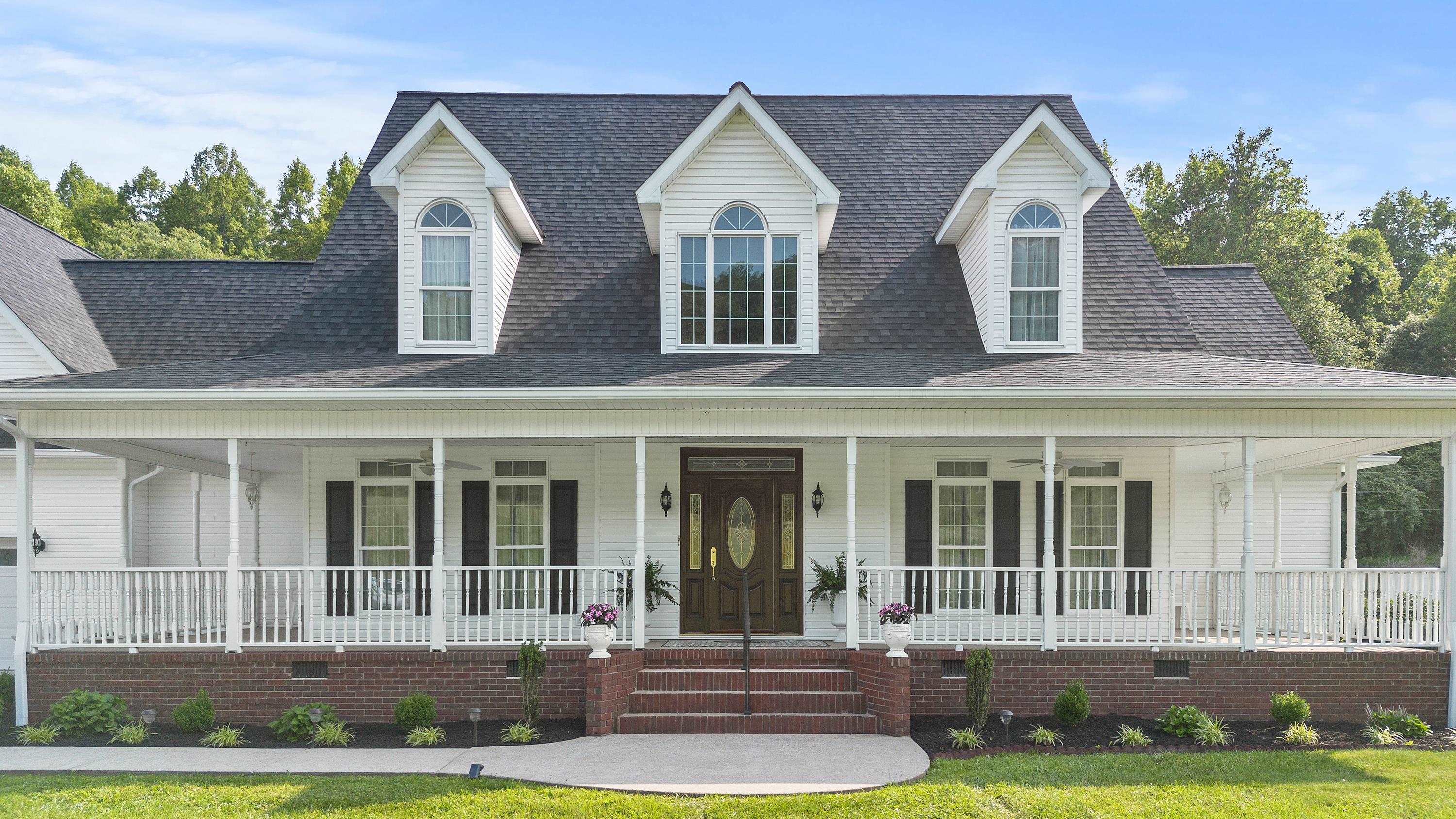 3222 Carriage Hill Court