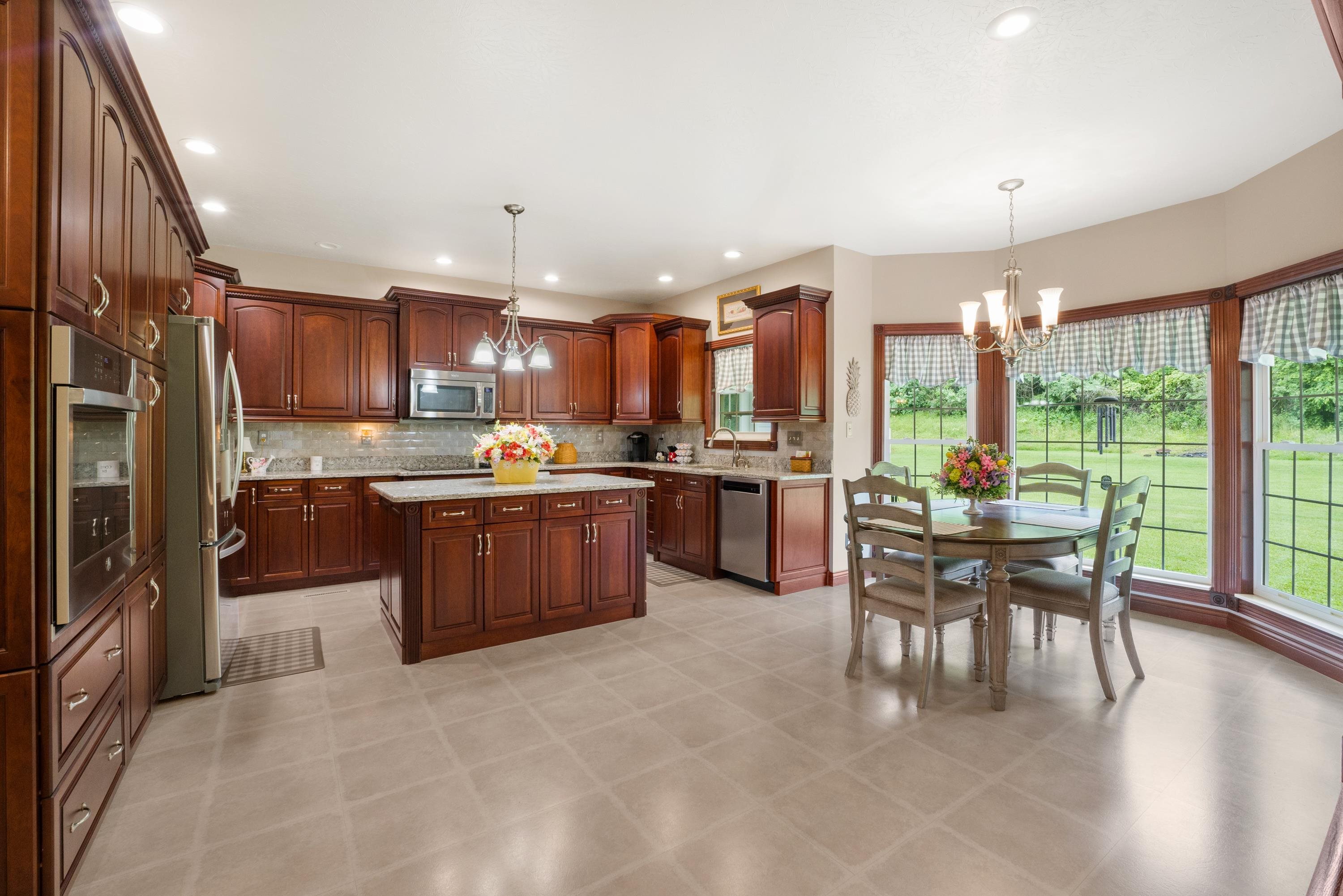 3222 Carriage Hill Court