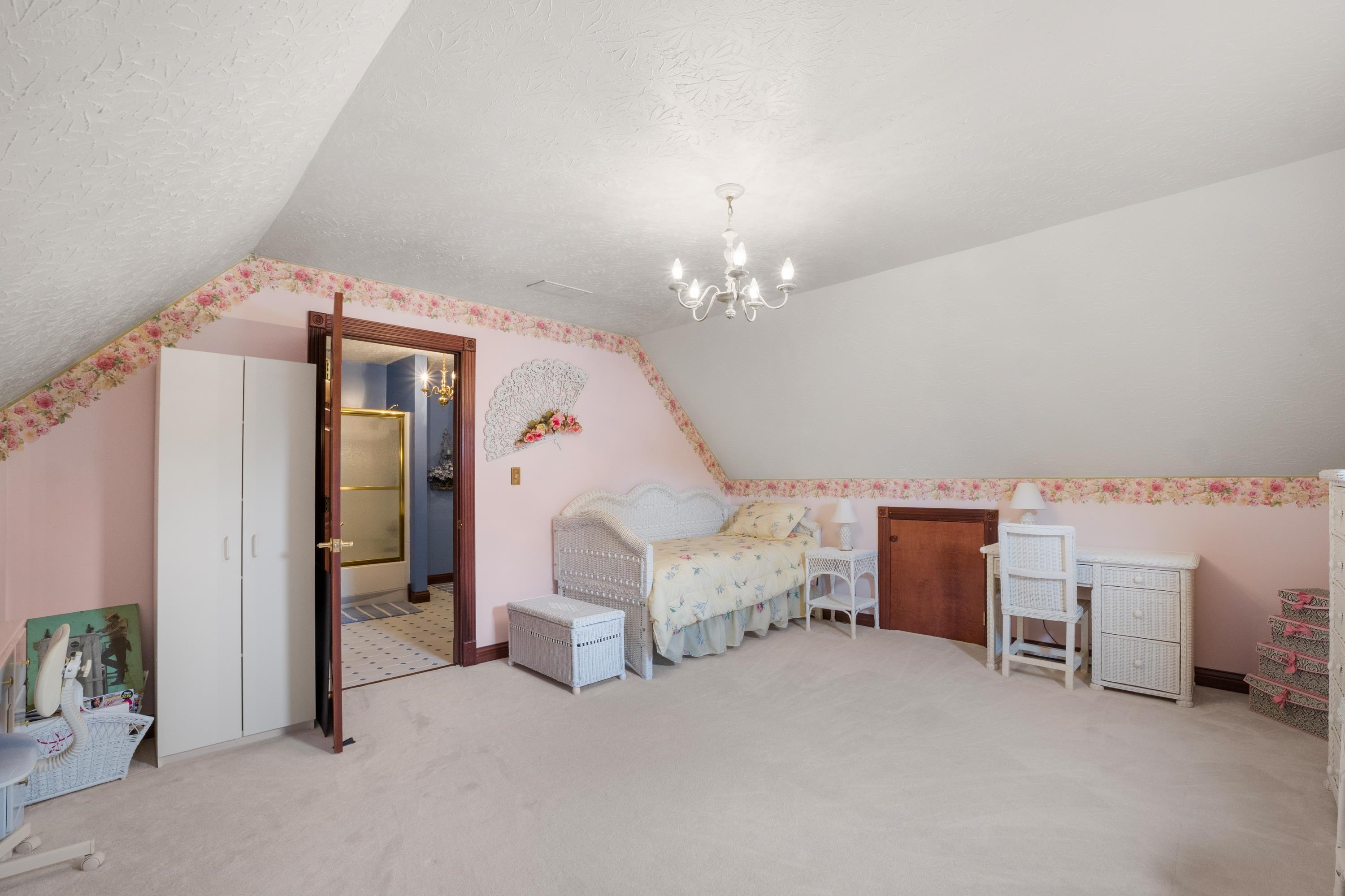 3222 Carriage Hill Court