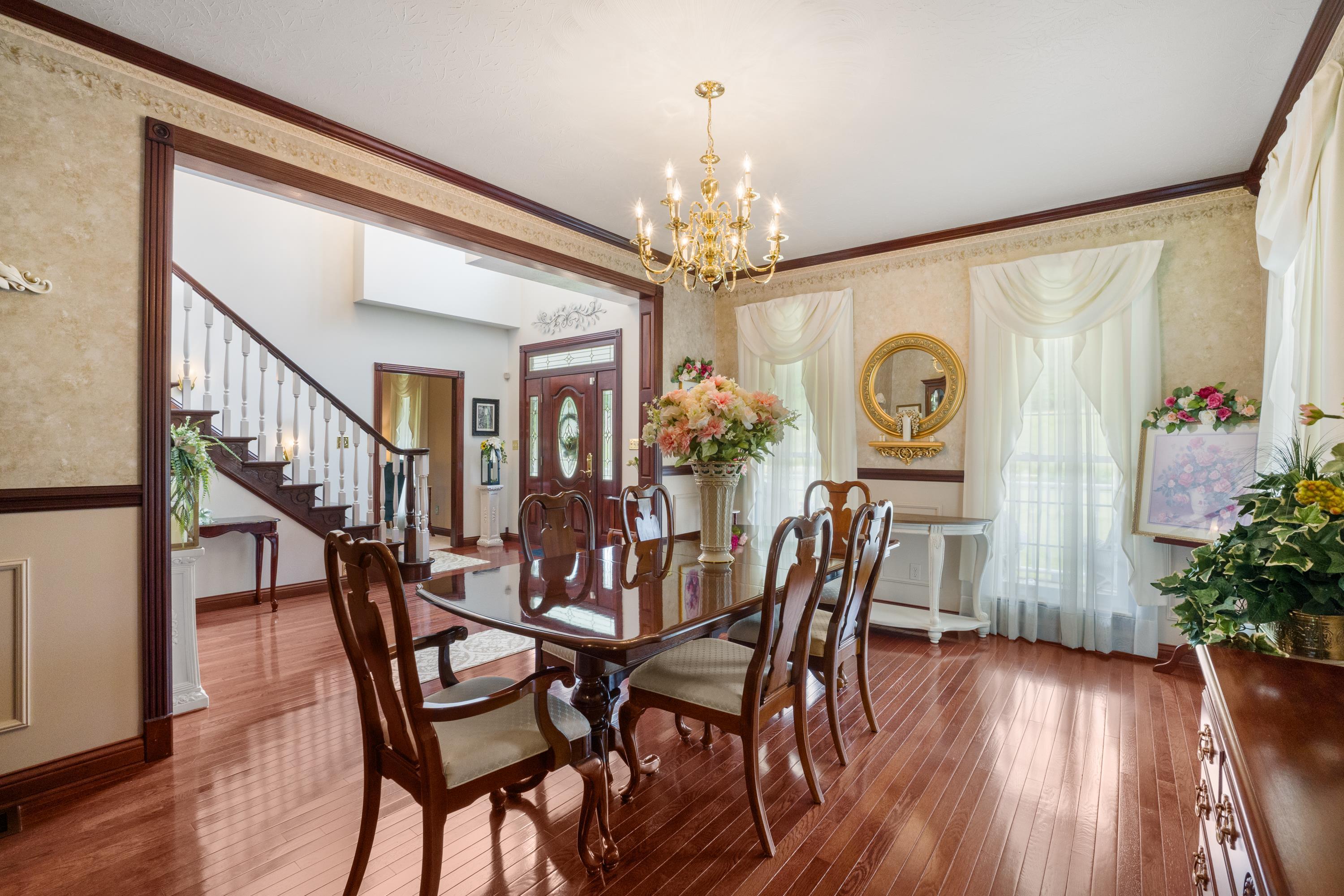 3222 Carriage Hill Court