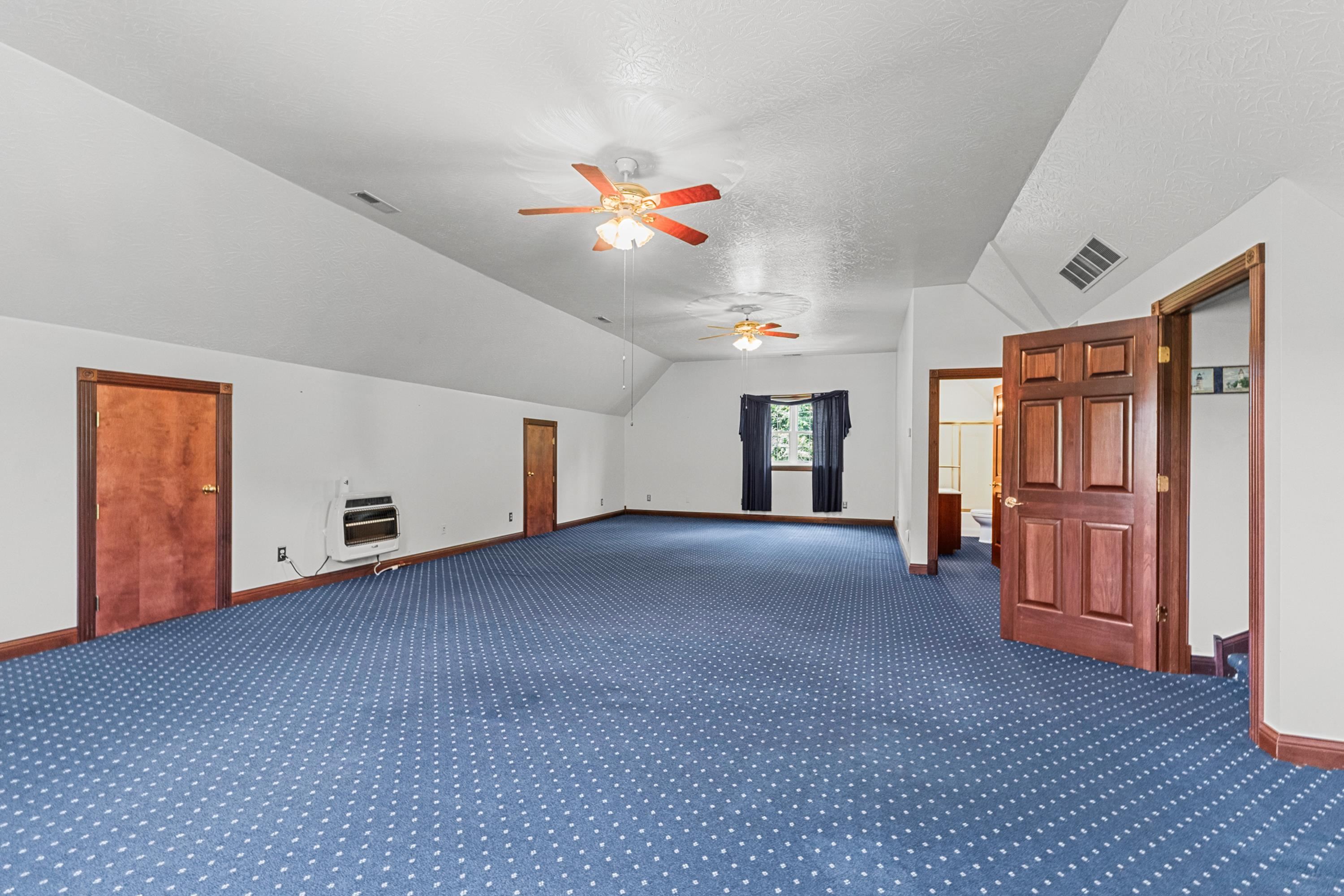 3222 Carriage Hill Court