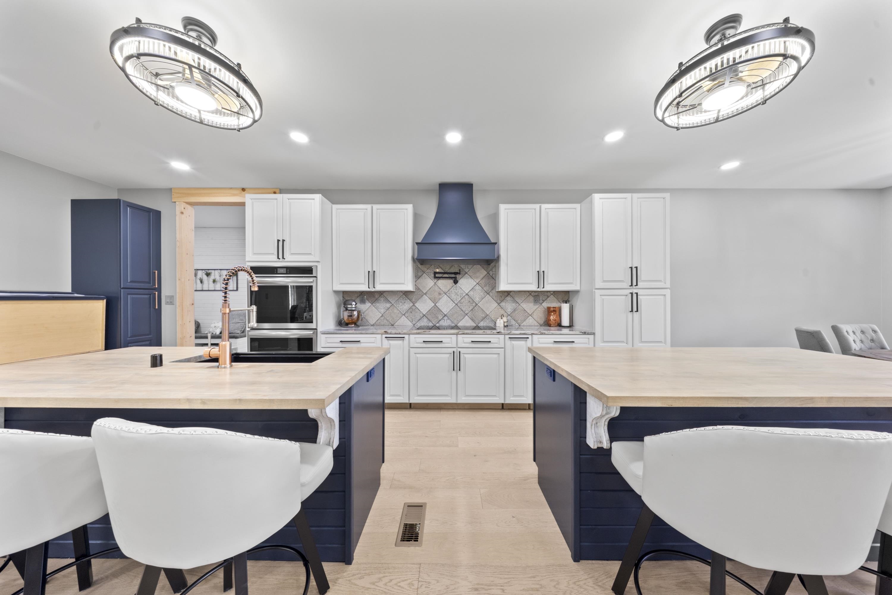 14932 Pakateal Lane