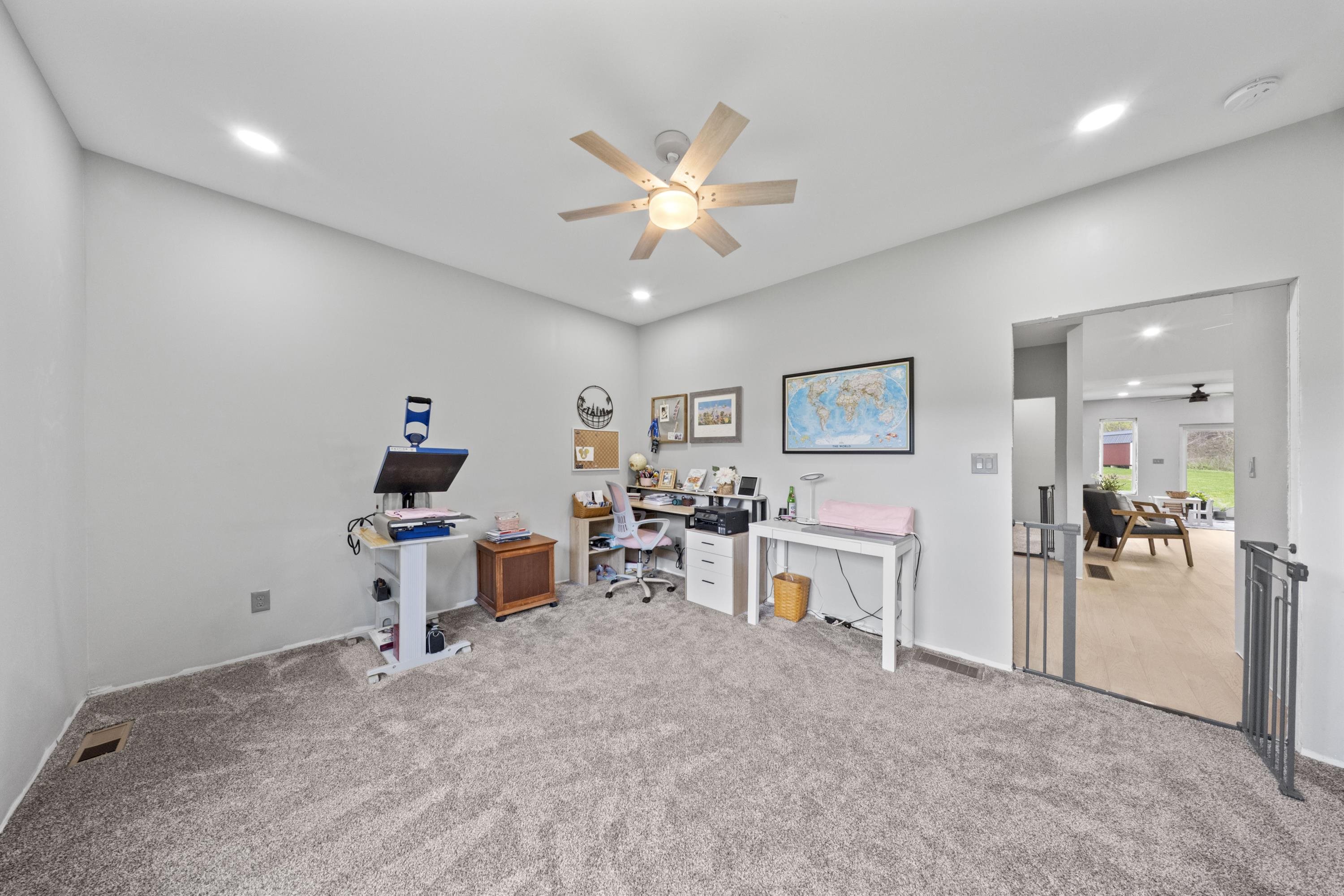 14932 Pakateal Lane