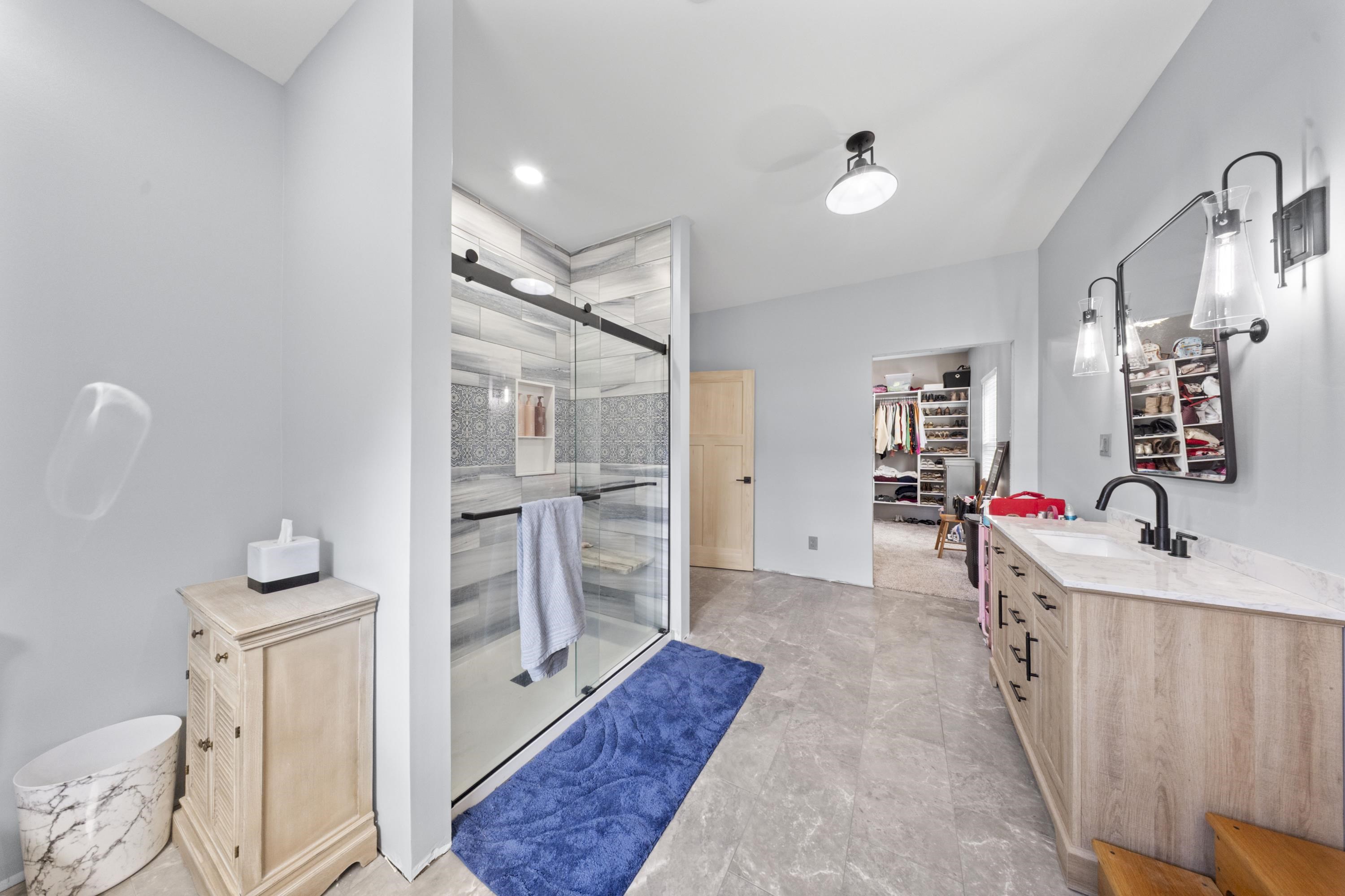 14932 Pakateal Lane
