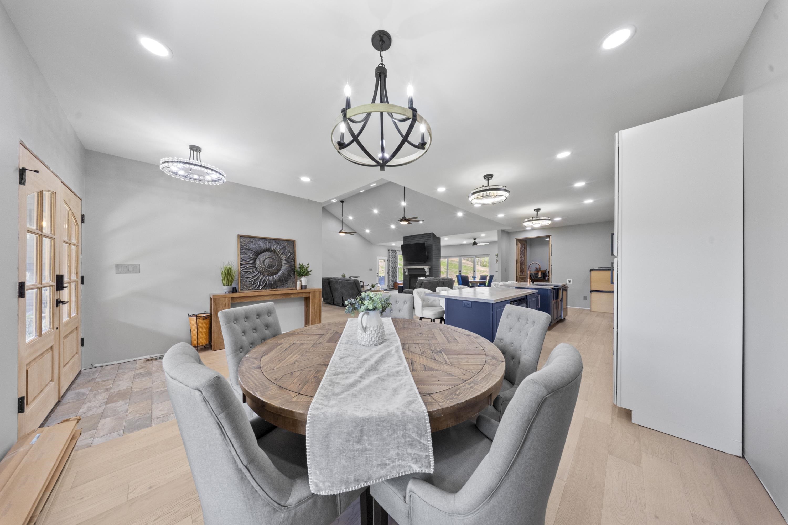 14932 Pakateal Lane