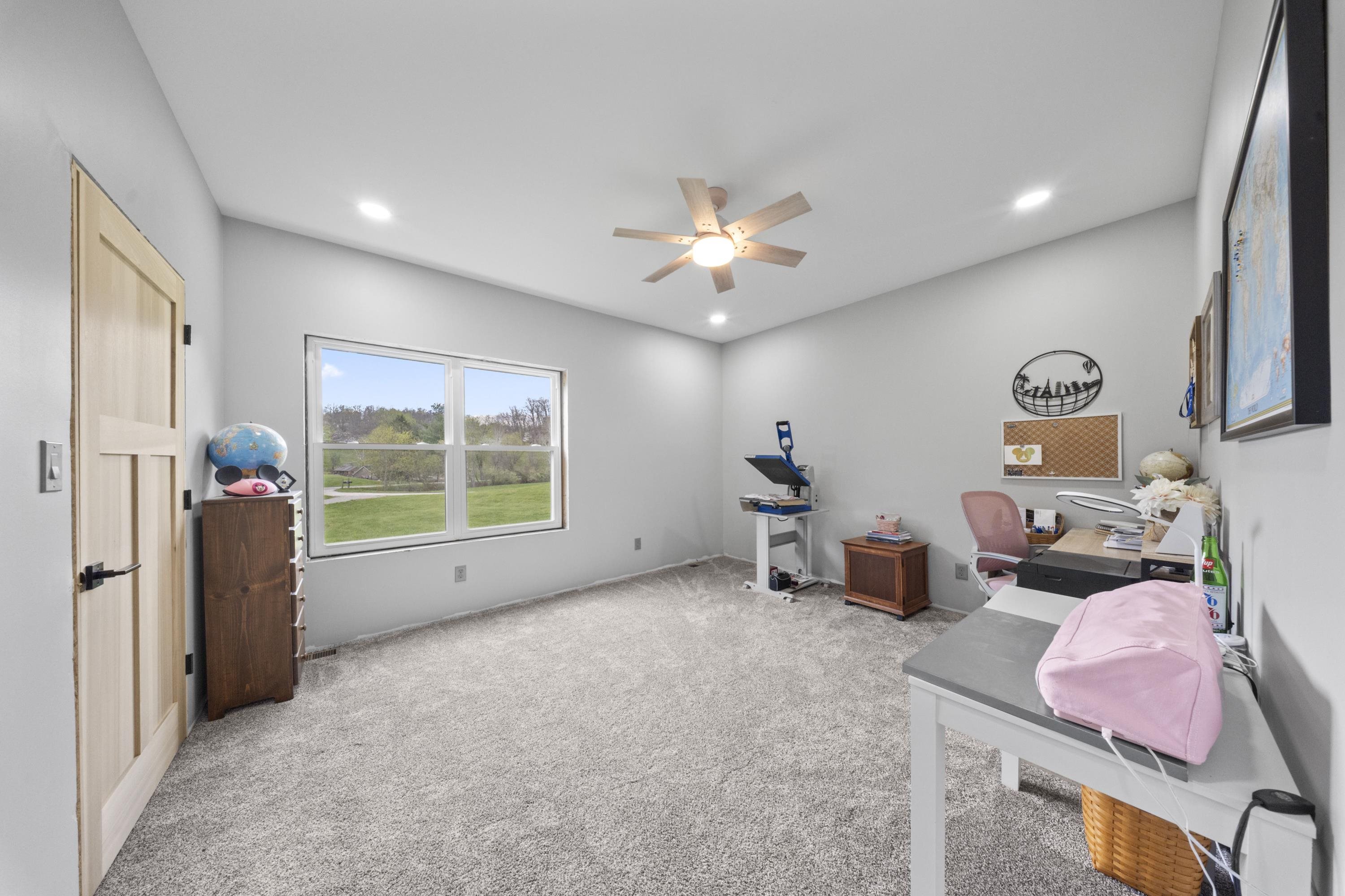14932 Pakateal Lane