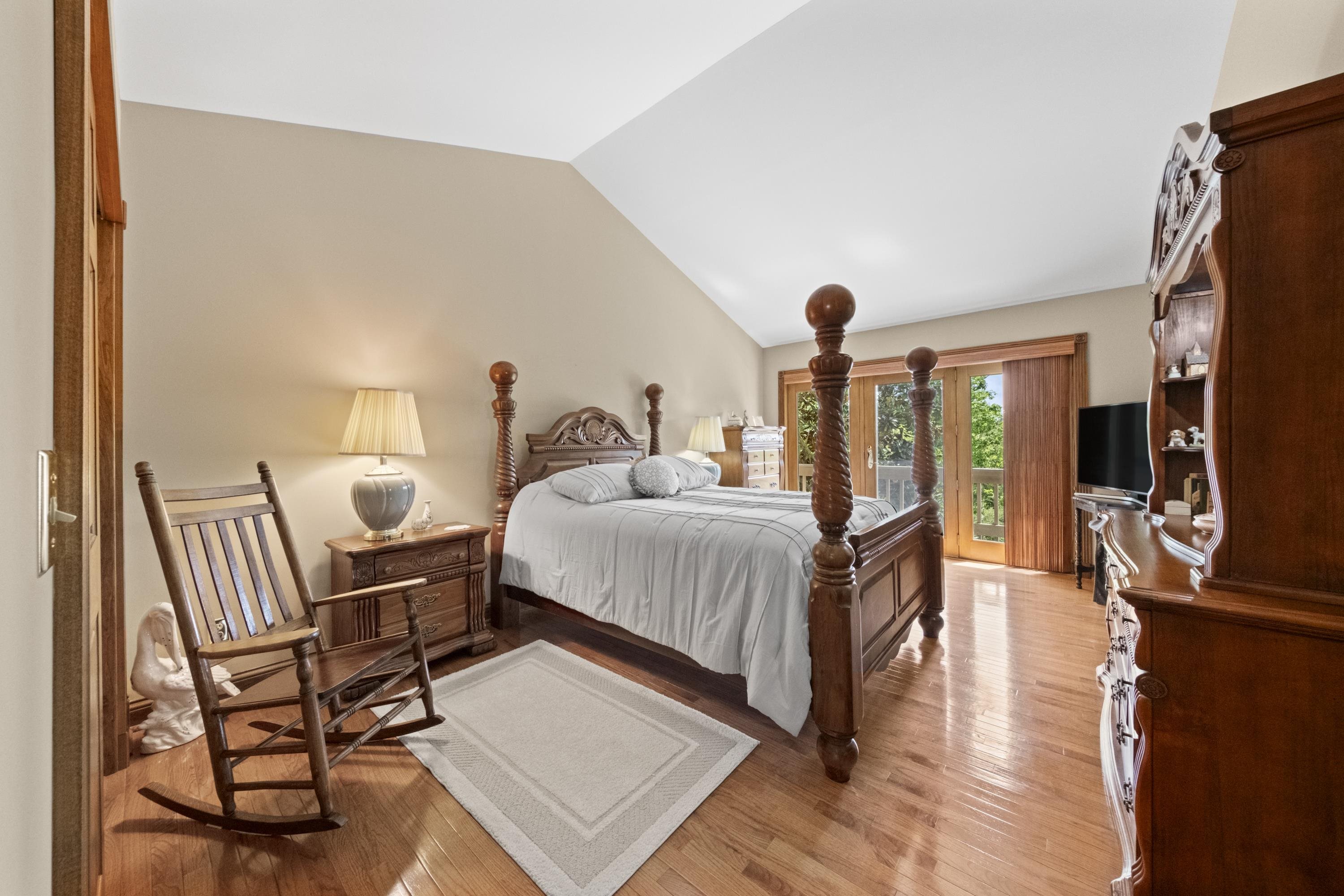 1428 Holly Hill Court
