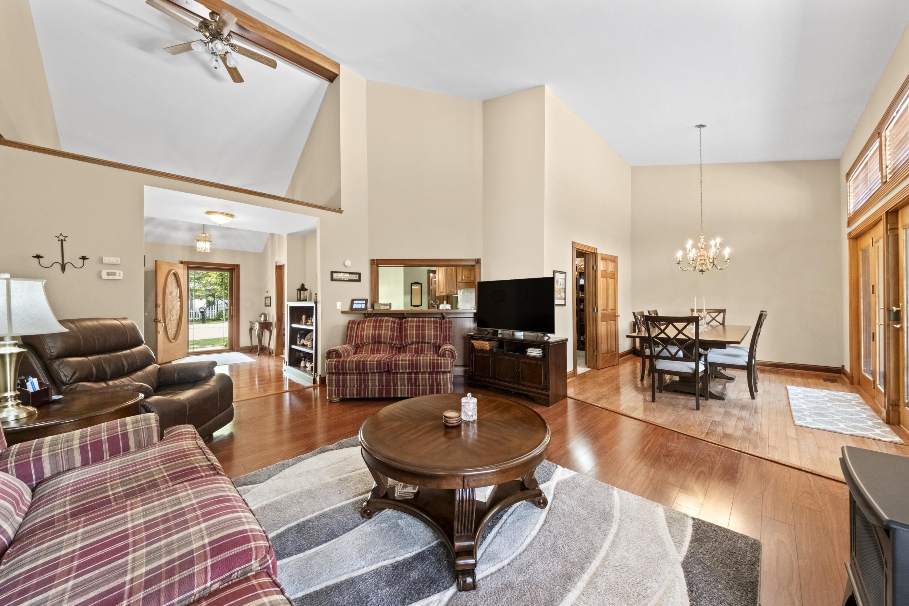 1428 Holly Hill Court