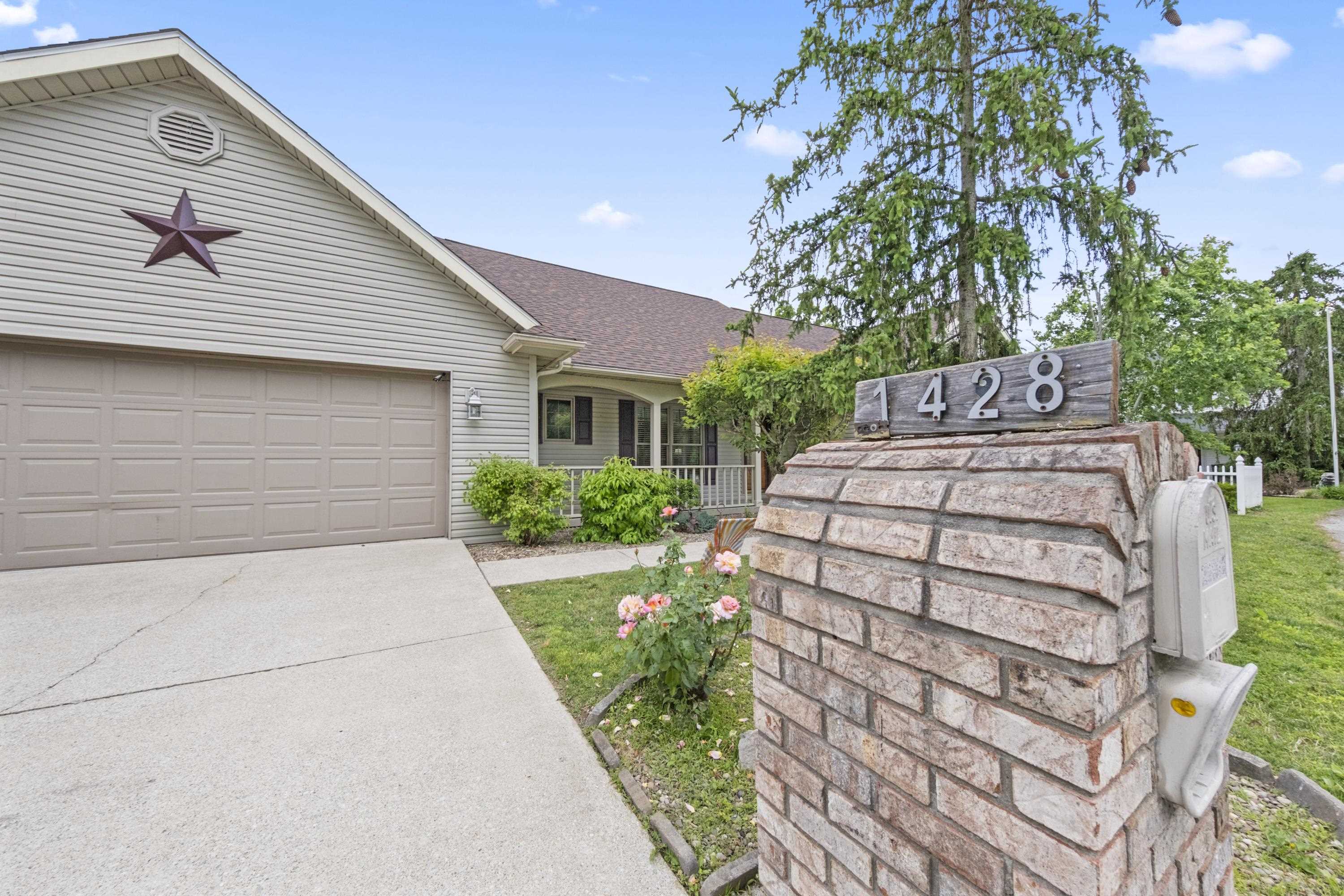 1428 Holly Hill Court