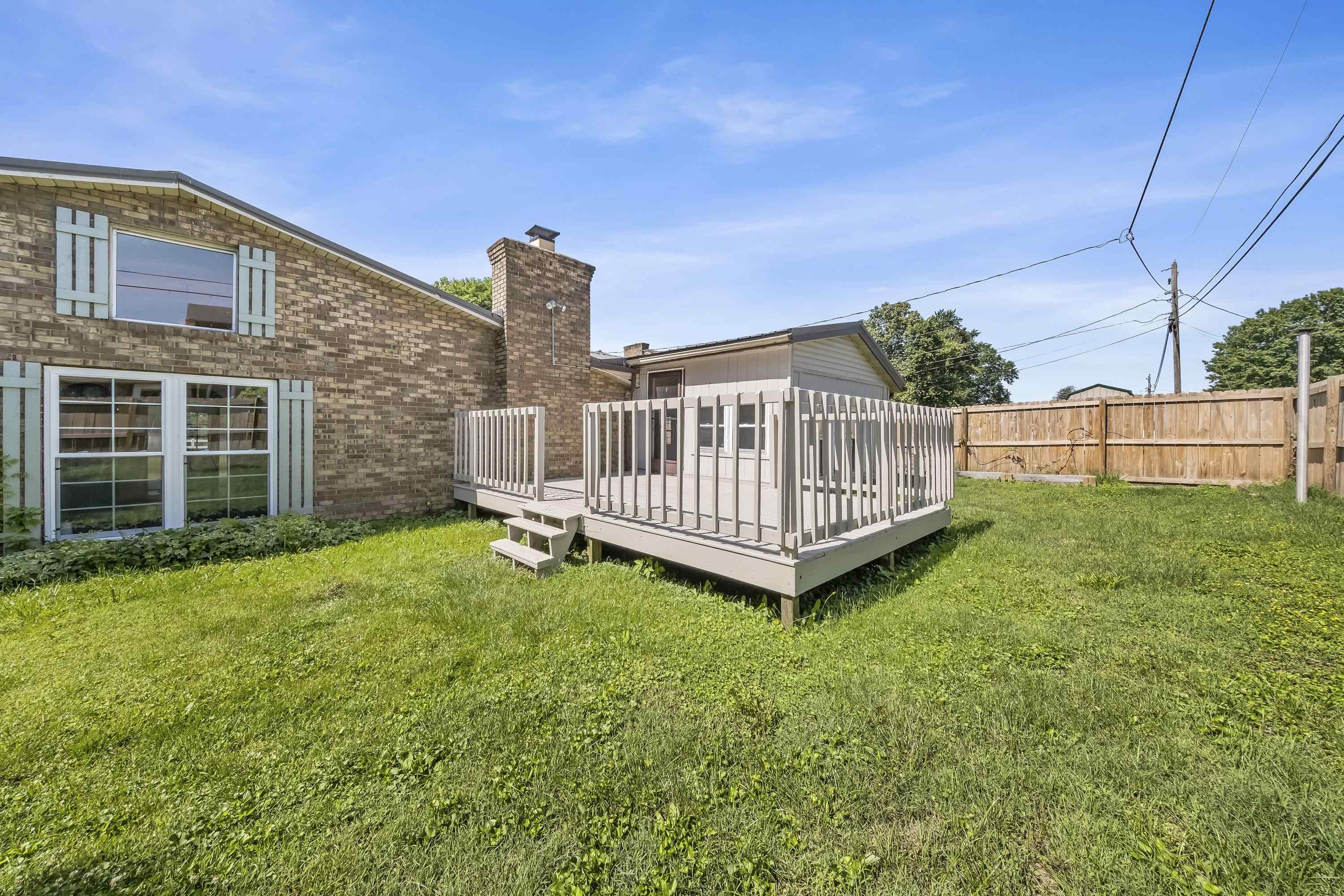 1411 S Calumet Drive