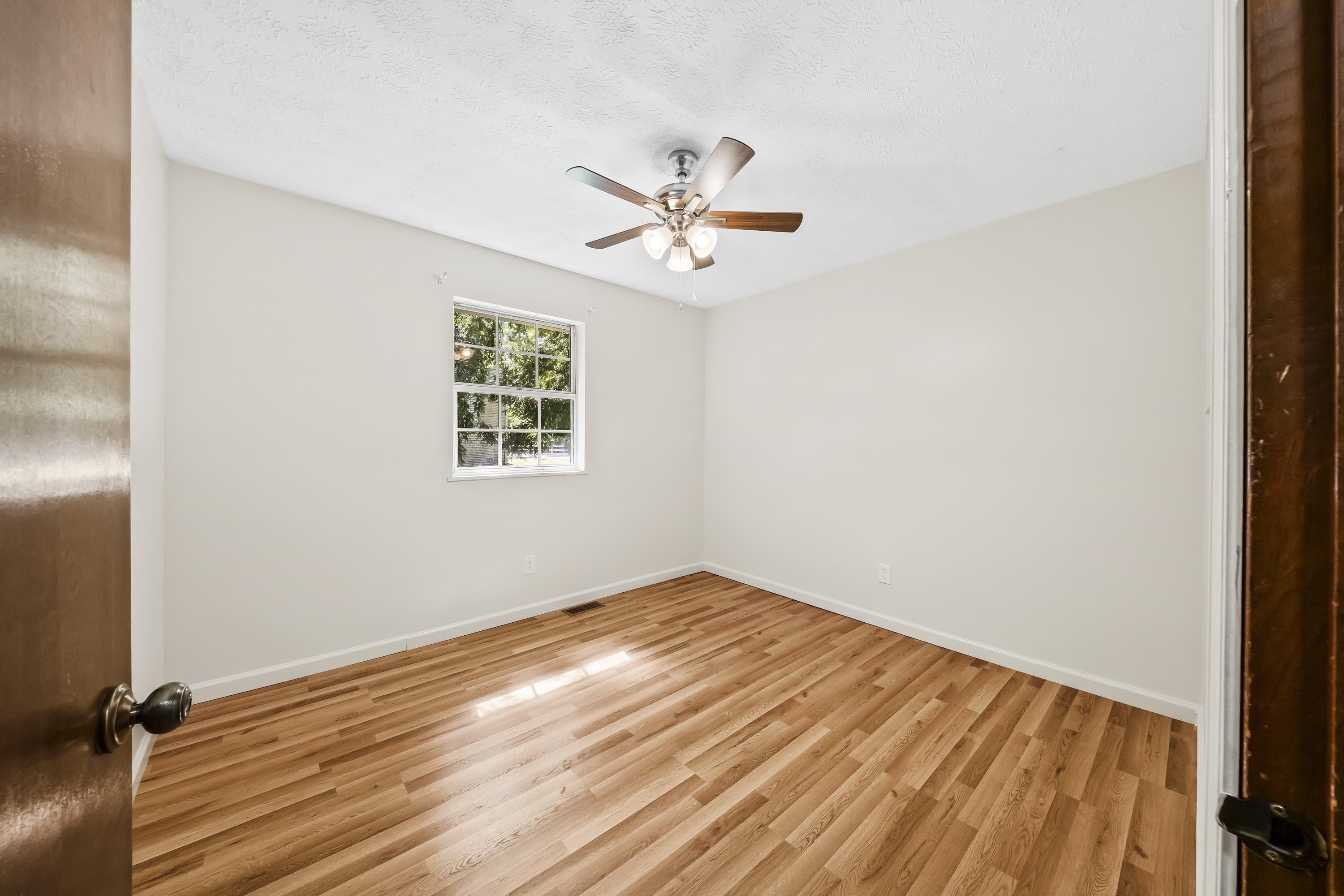 1411 S Calumet Drive