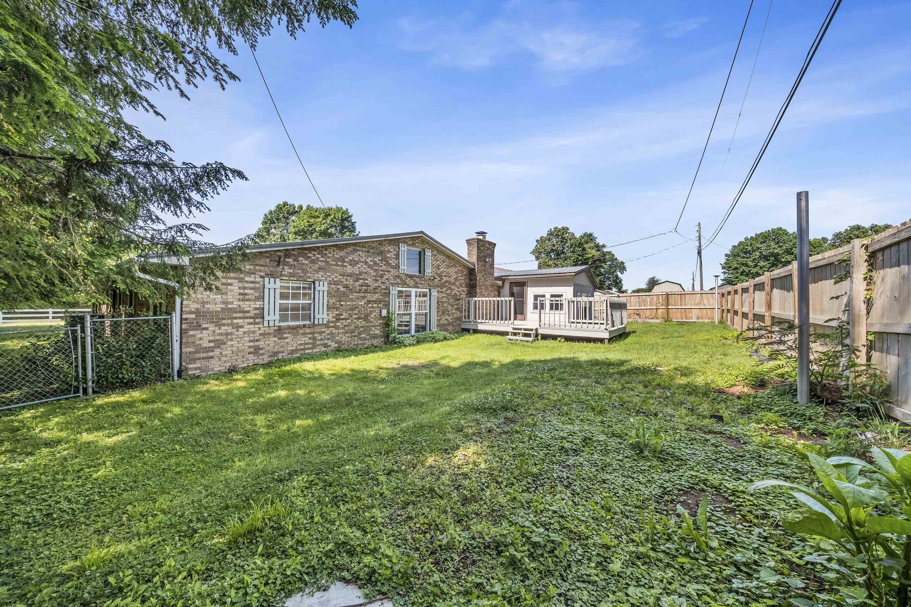 1411 S Calumet Drive