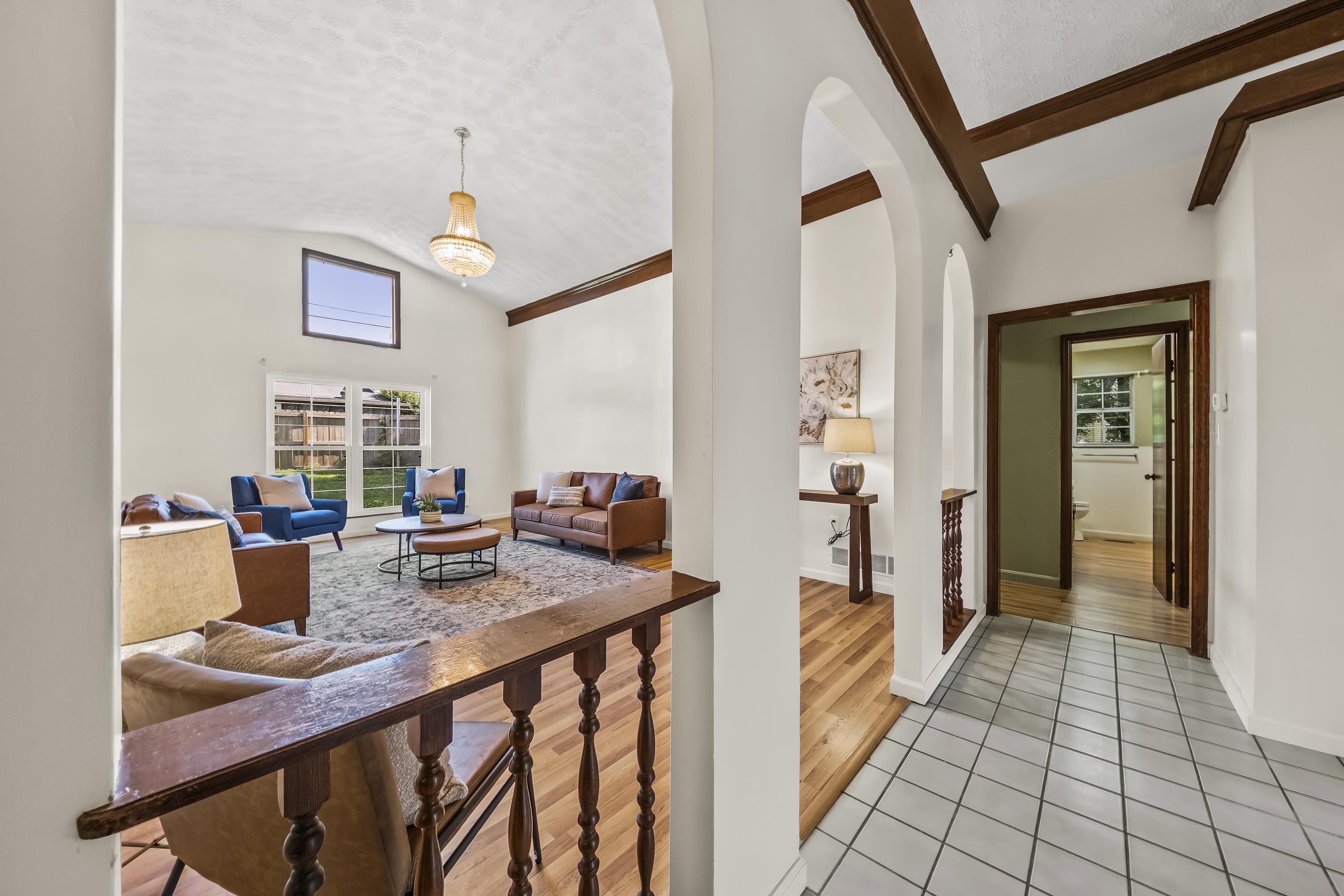 1411 S Calumet Drive
