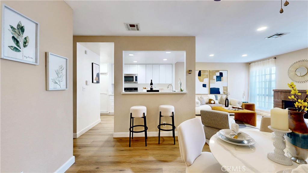 2523 Artesia Boulevard 65