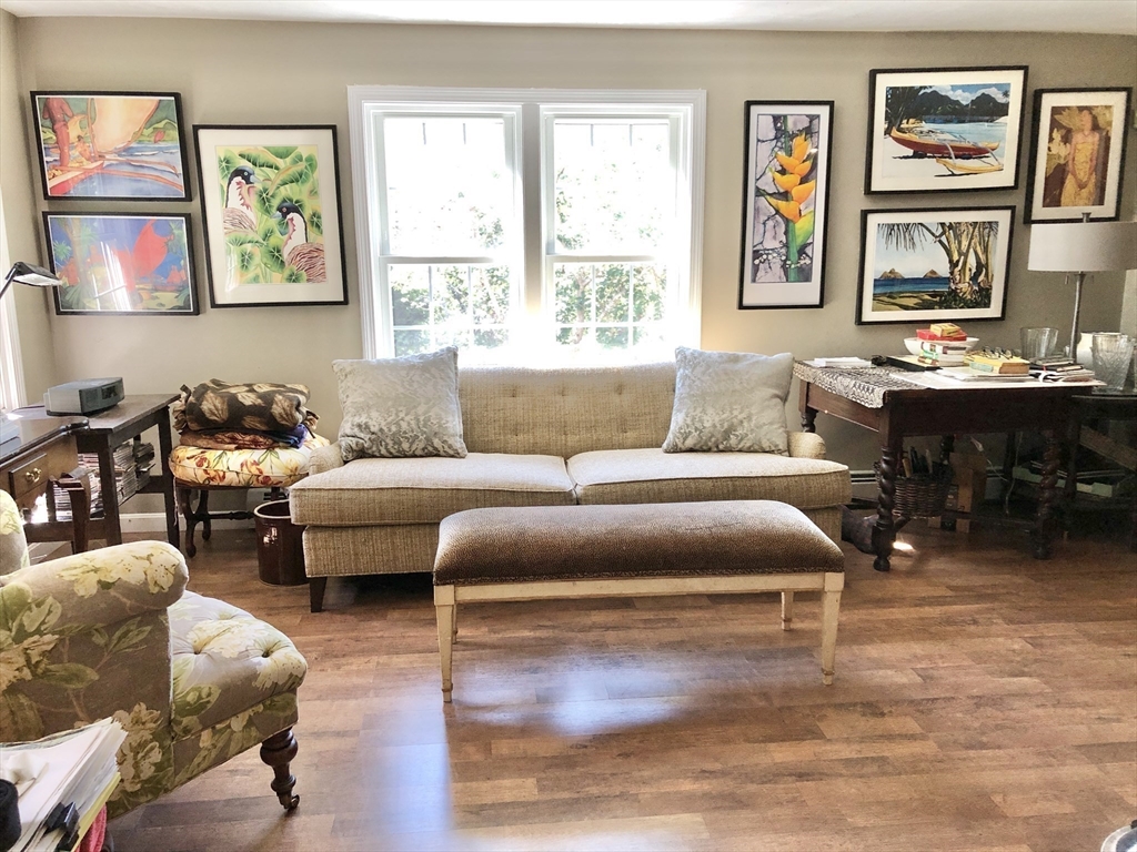 13 Yvonne Cir