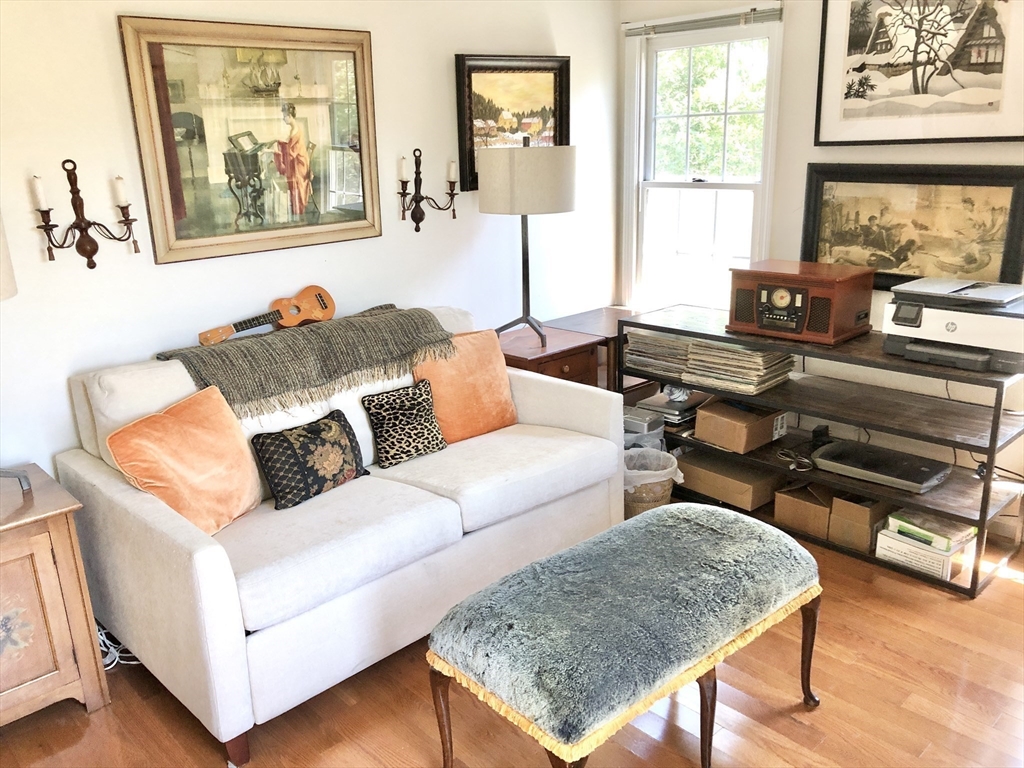 13 Yvonne Cir