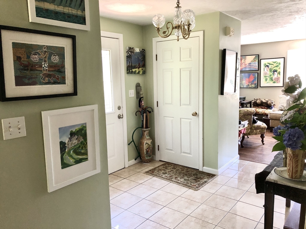 13 Yvonne Cir