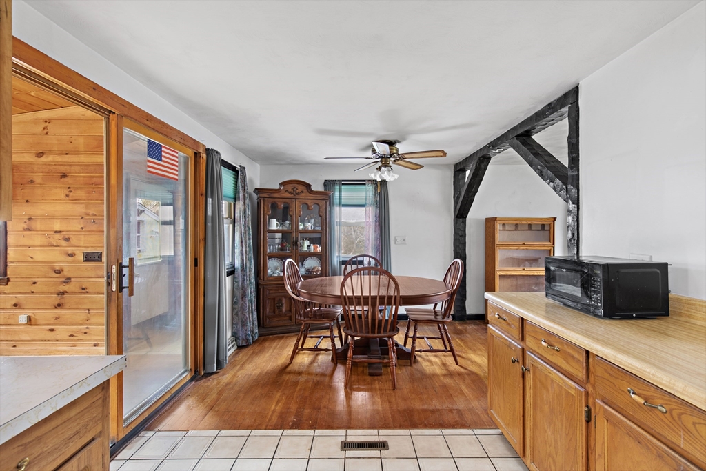 11 Winnetuxet Rd