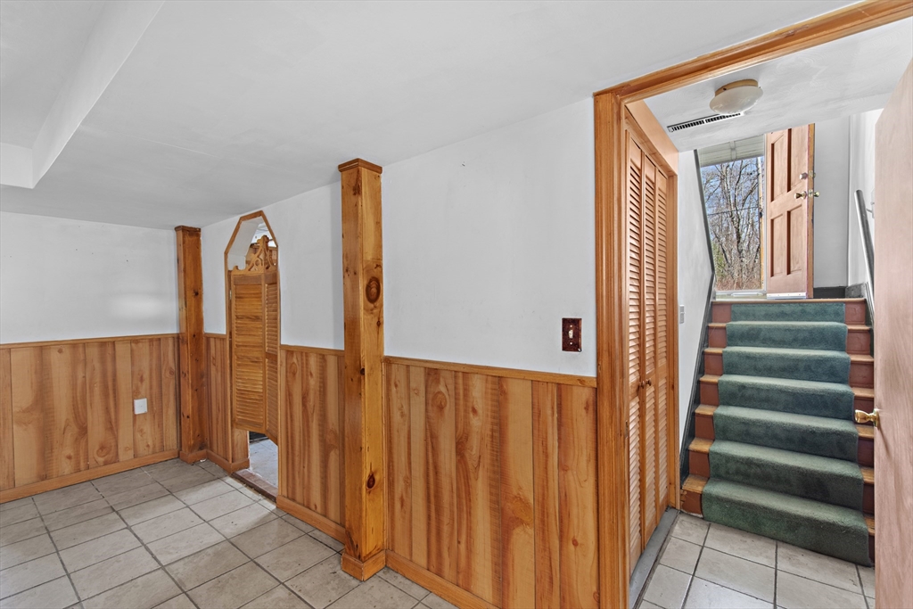 11 Winnetuxet Rd