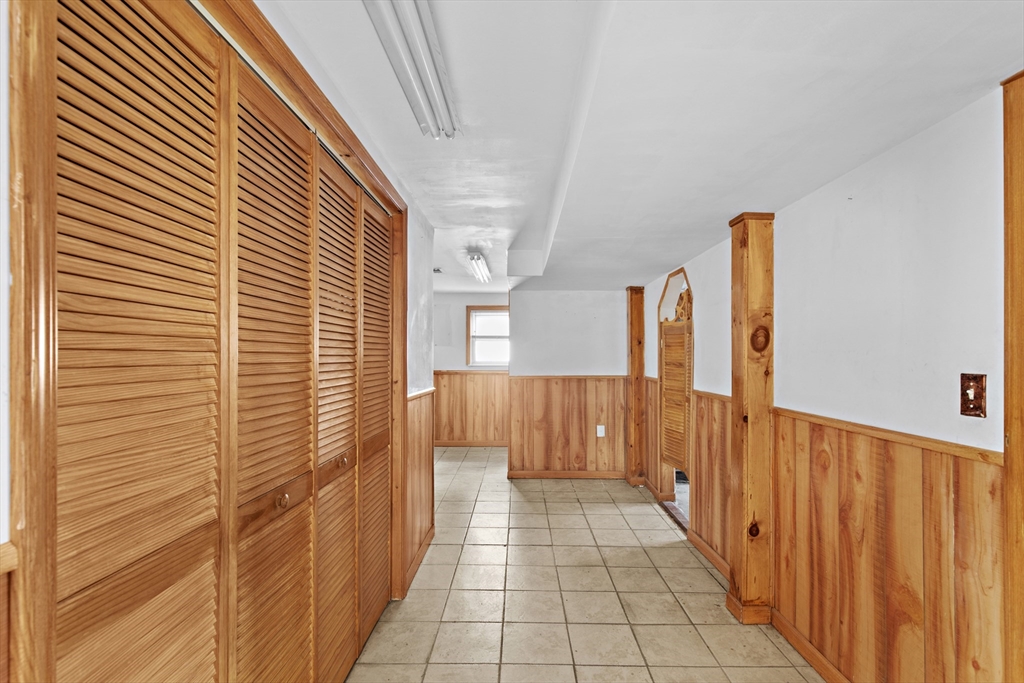 11 Winnetuxet Rd