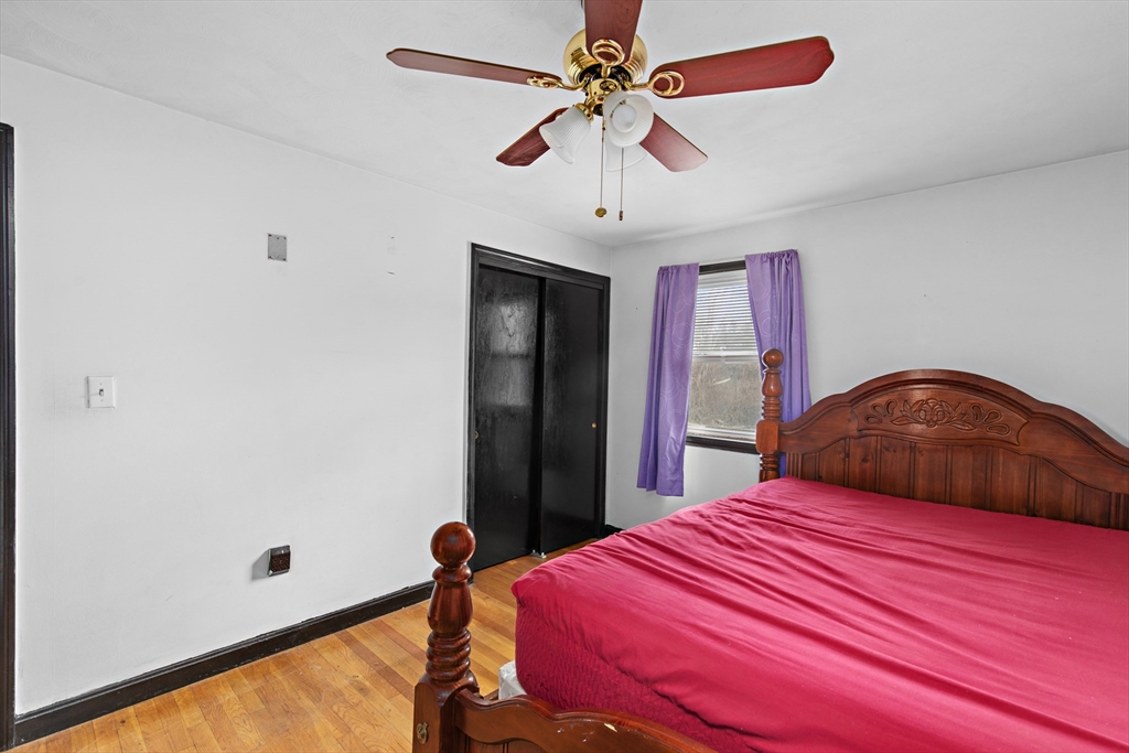 11 Winnetuxet Rd