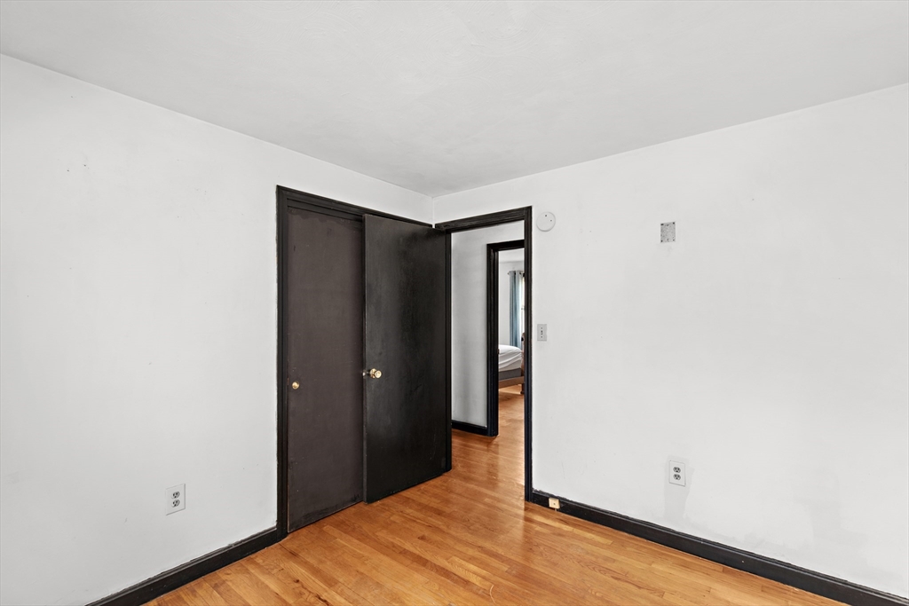 11 Winnetuxet Rd