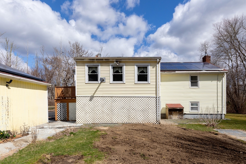 11 Winnetuxet Rd