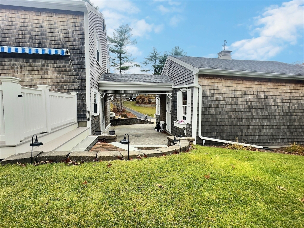 48 Columbia Cir