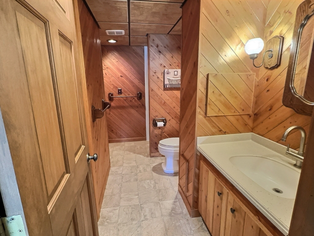 48 Columbia Cir