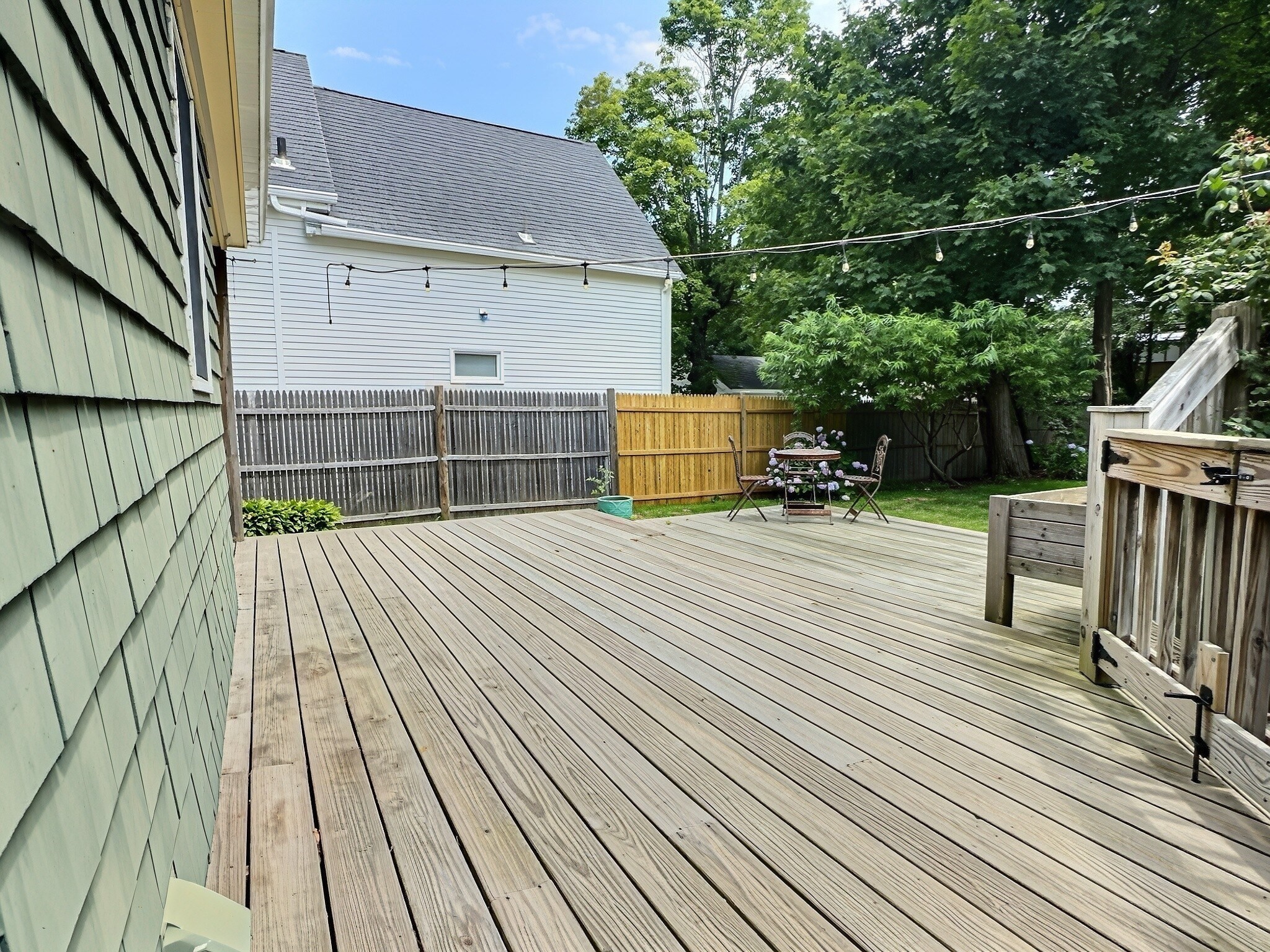 28 Cherry St