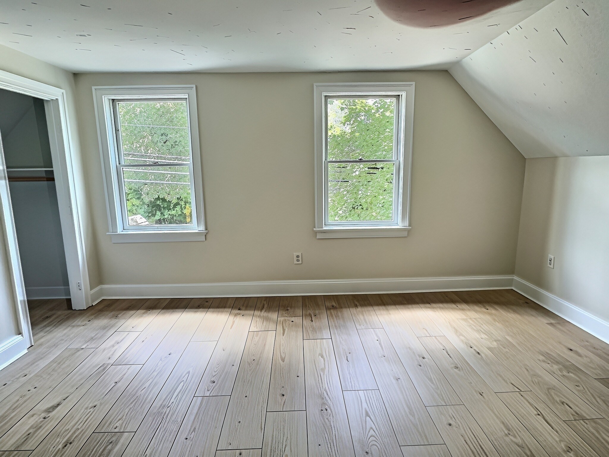 28 Cherry St