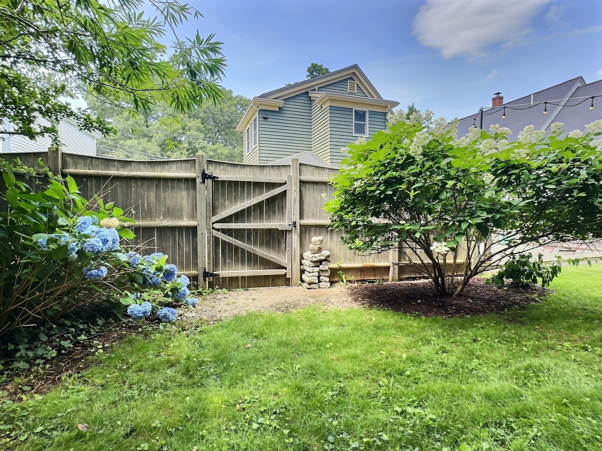 28 Cherry St