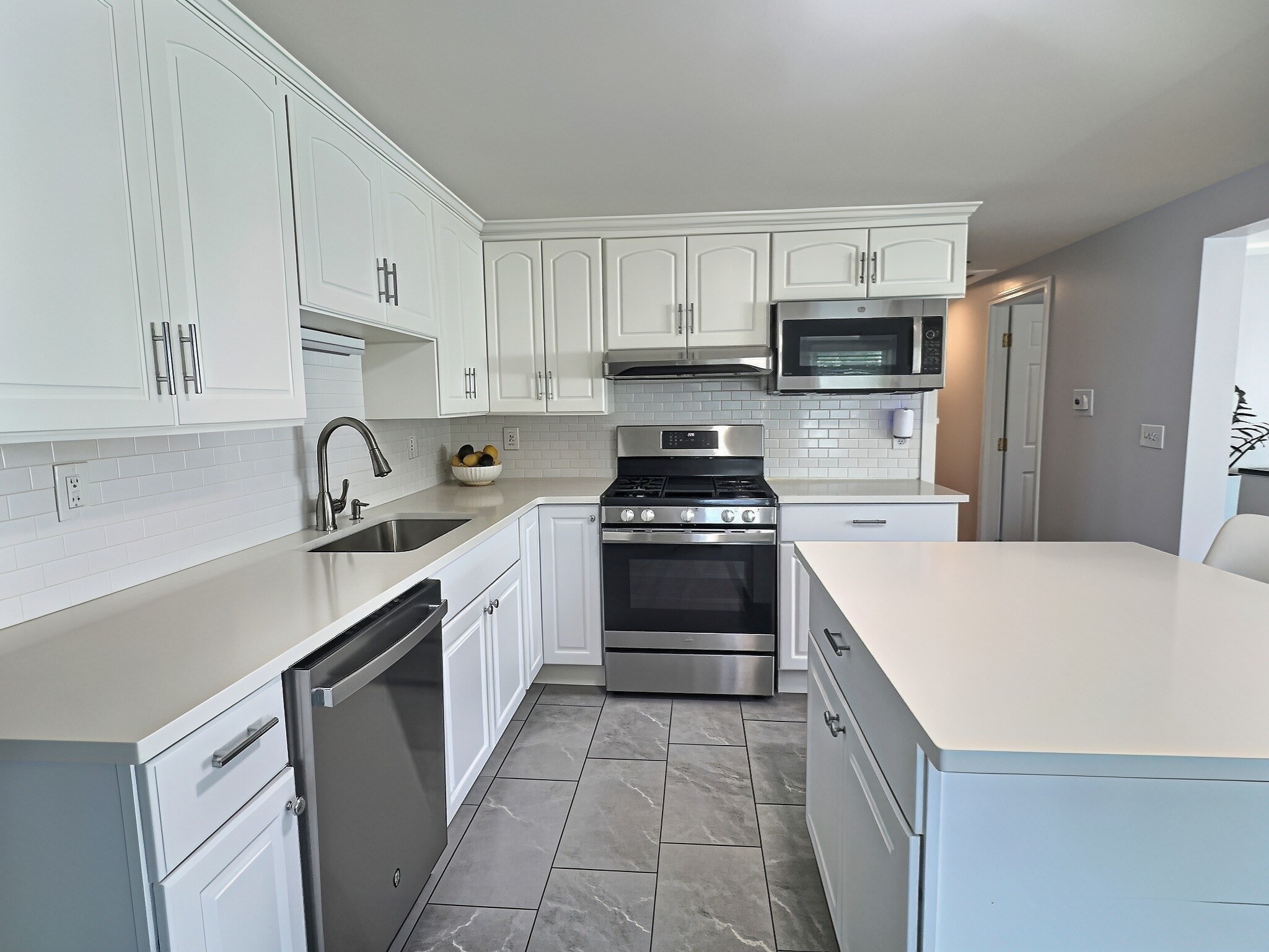 2 Mcfarlin Rd