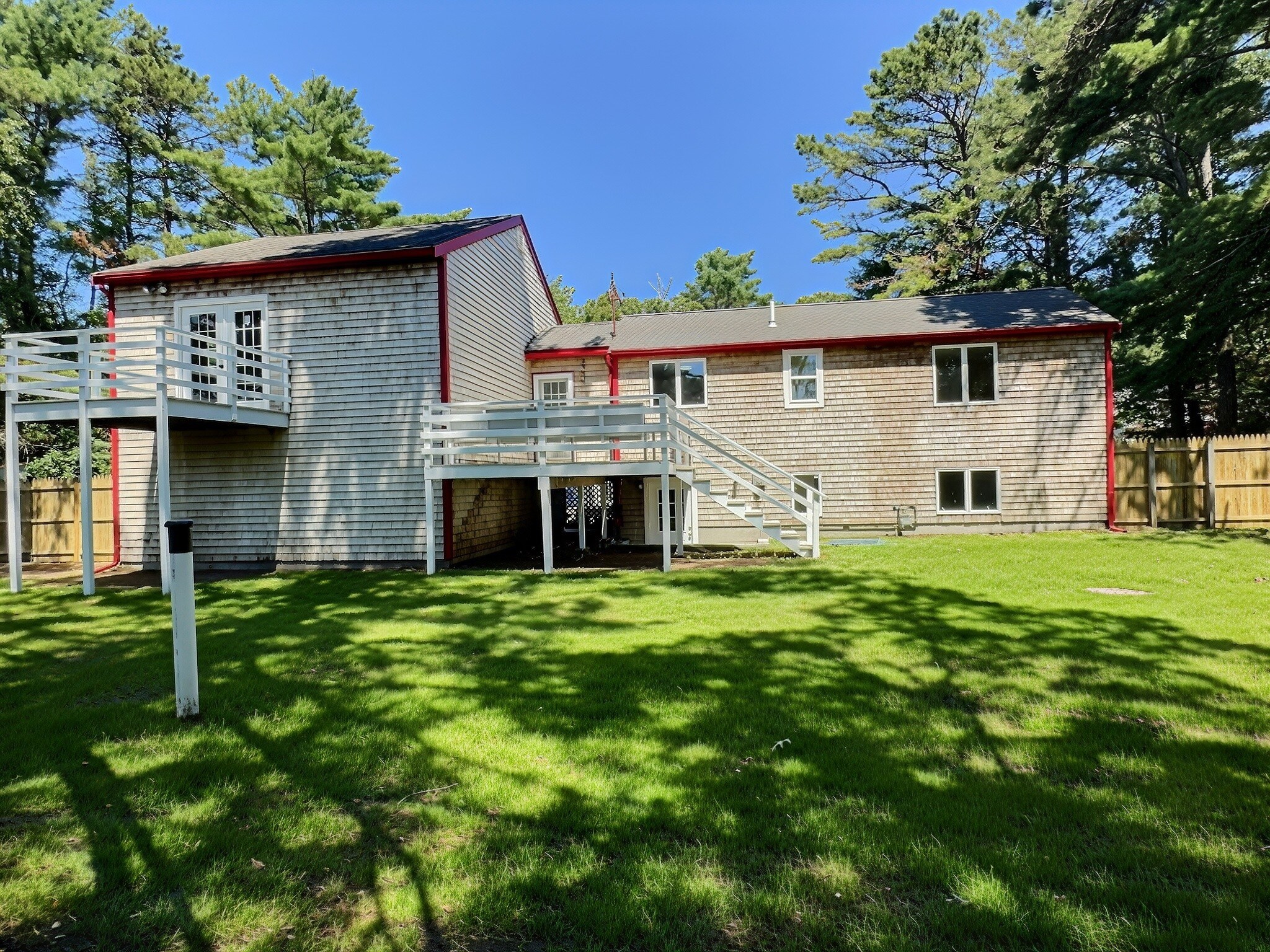 14 Milford St