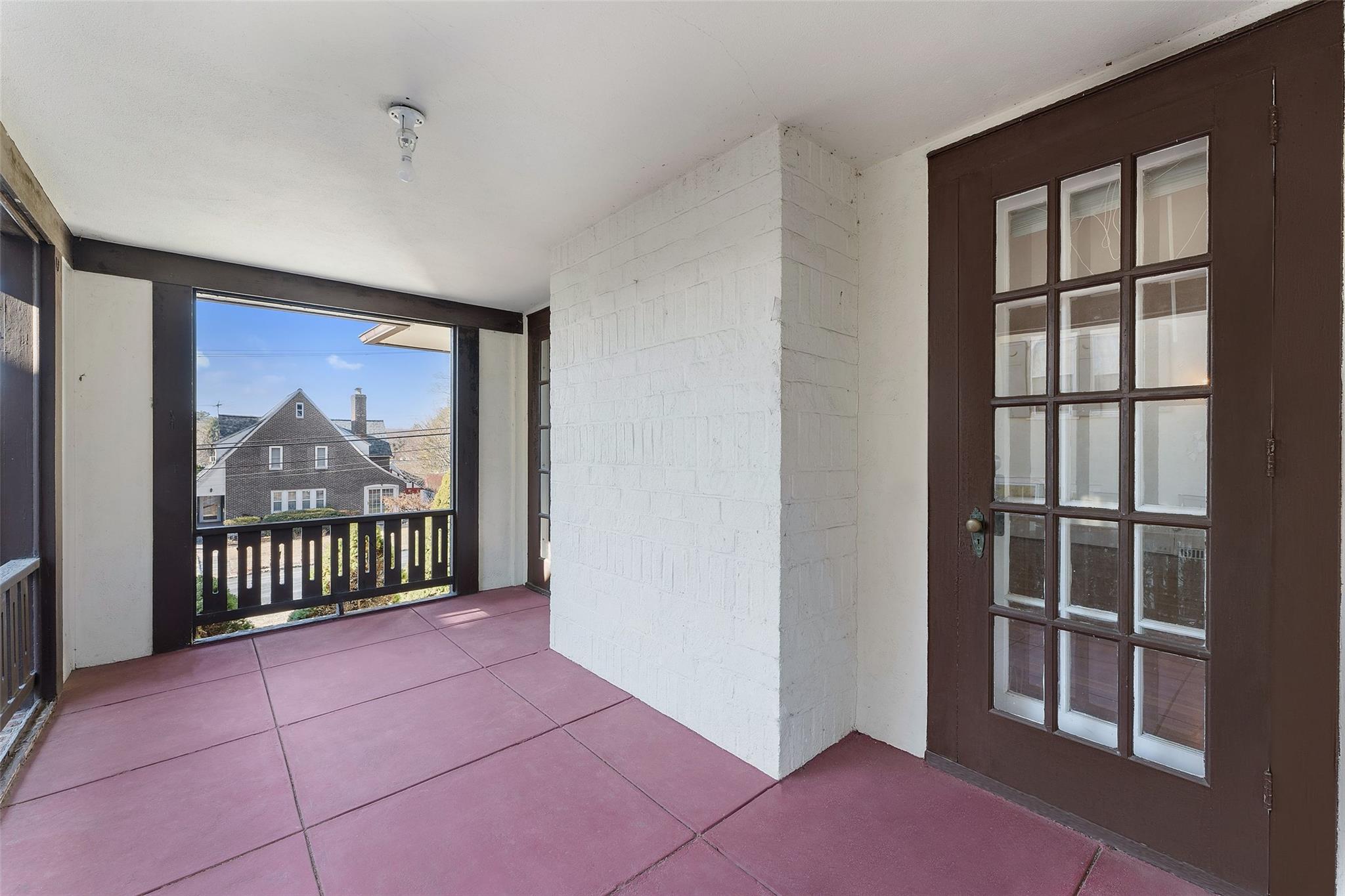 12 Ridgecrest W
