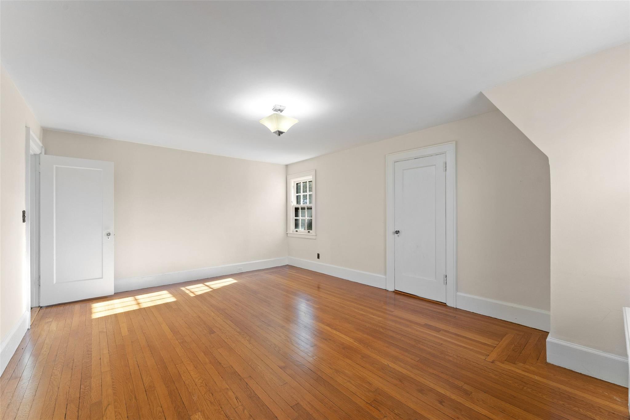 12 Ridgecrest W