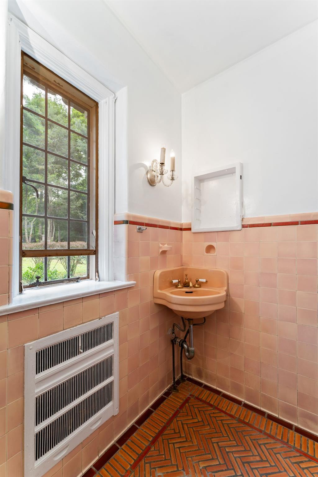 135 Scarborough Road