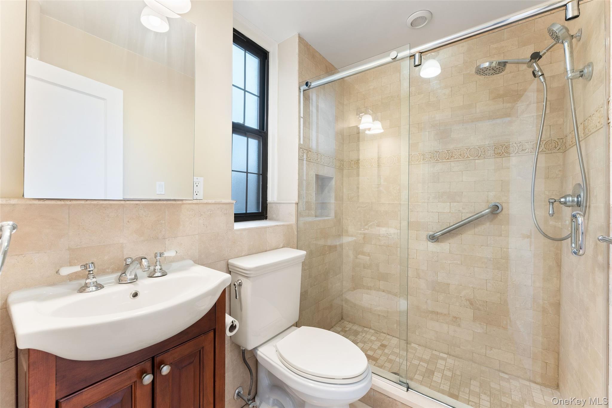 14 N Chatsworth Avenue Unit: 4M