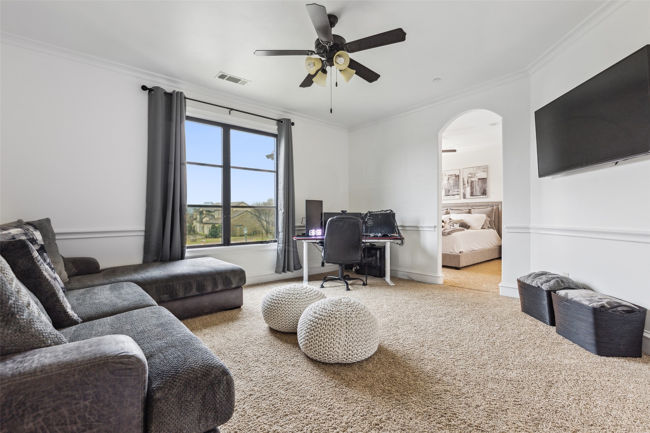 1725 Bur Oak Drive