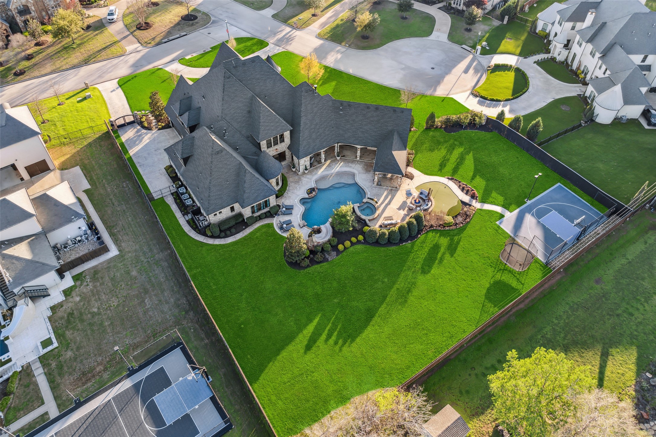 1725 Bur Oak Drive